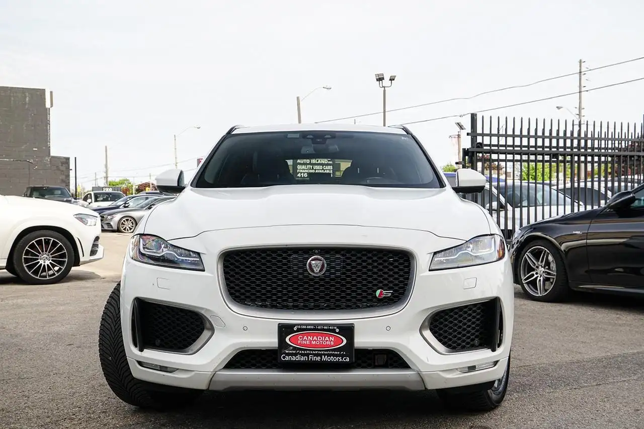 Jaguar F-Pace снимка Jaguar F-Pace