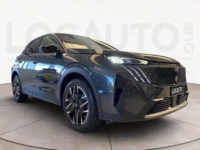 Peugeot 3008 view 3
