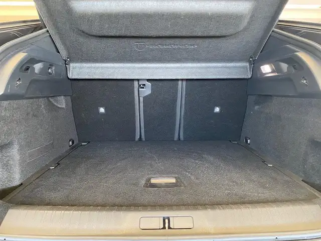 Peugeot 3008 view 9