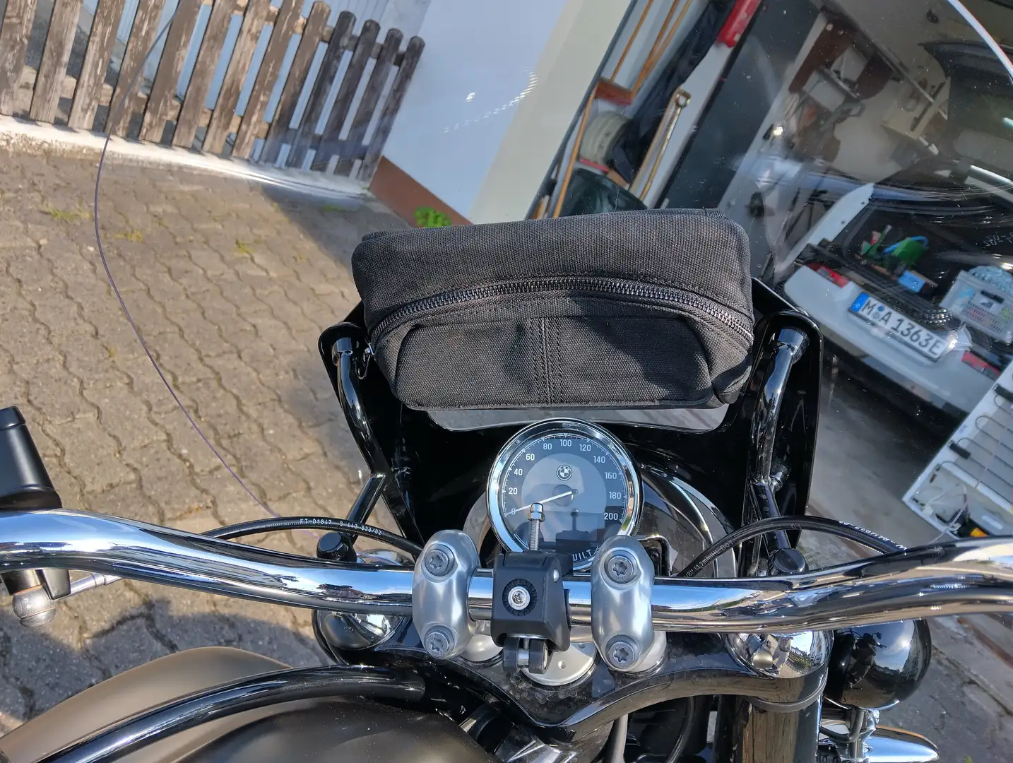 BMW R 18 Classic Manhattan Metallic matt Gris - 2