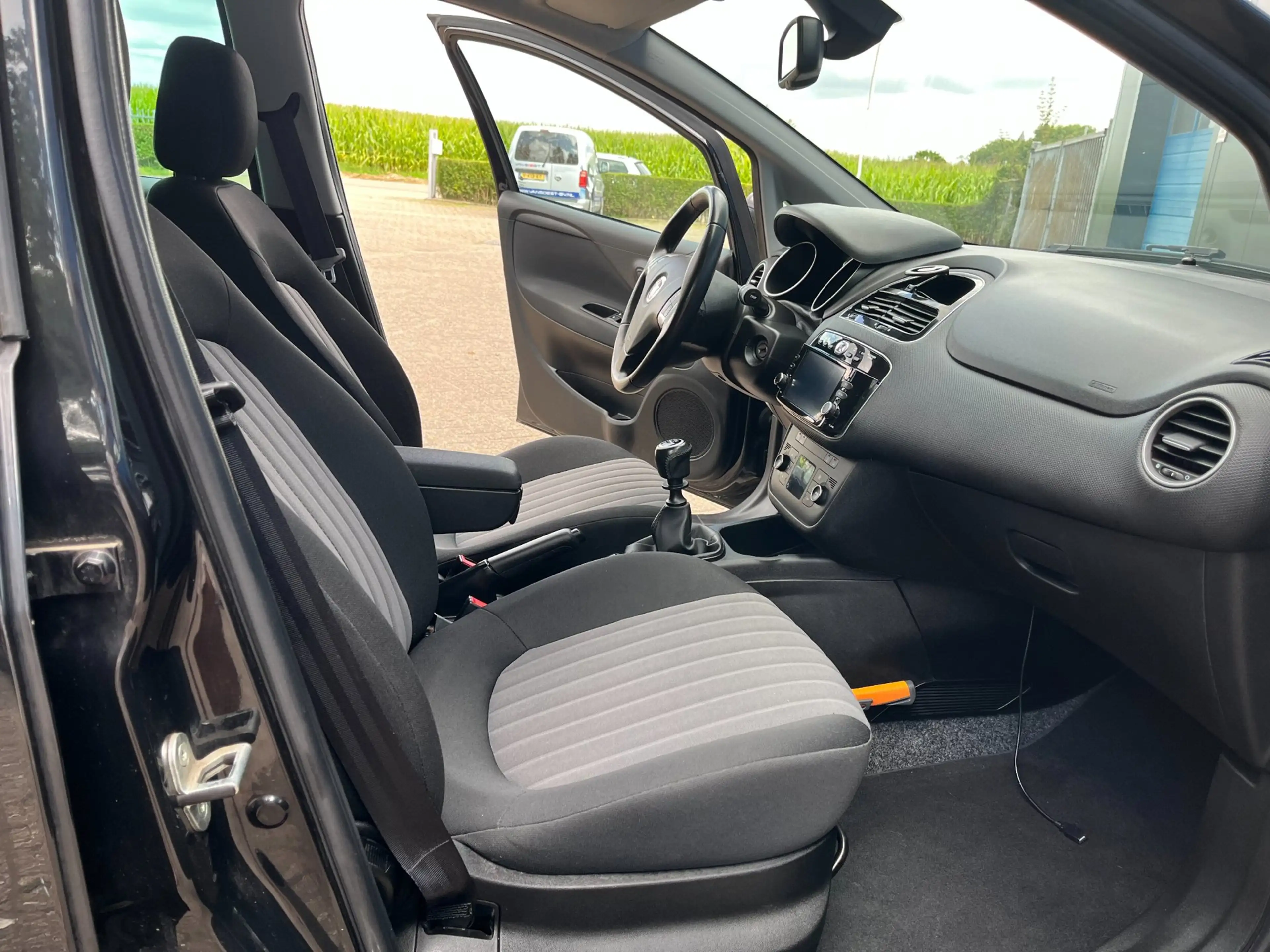 Fiat Punto Evo 0.9 TwinAir Sempre|Climate|1Eig. — photo 5