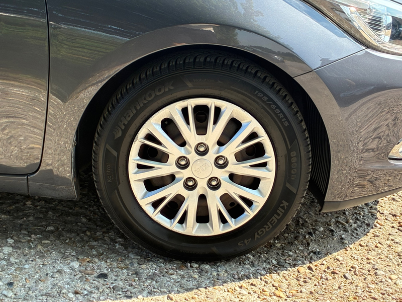 Kia Ceed SW / cee'd SW Sportswagon 1.6 GDI BusinessLine | Dealer Ondh. + — photo 6