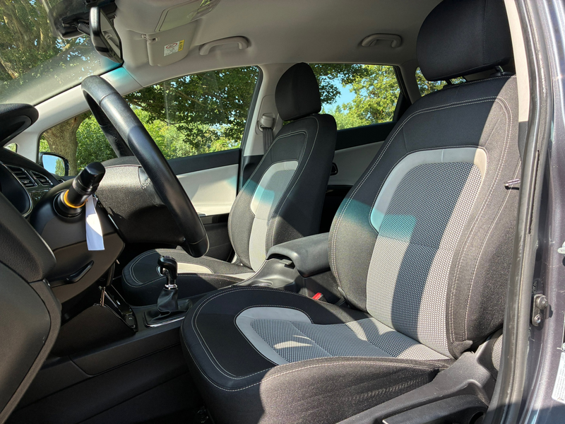 Kia Ceed SW / cee'd SW Sportswagon 1.6 GDI BusinessLine | Dealer Ondh. + — photo 12