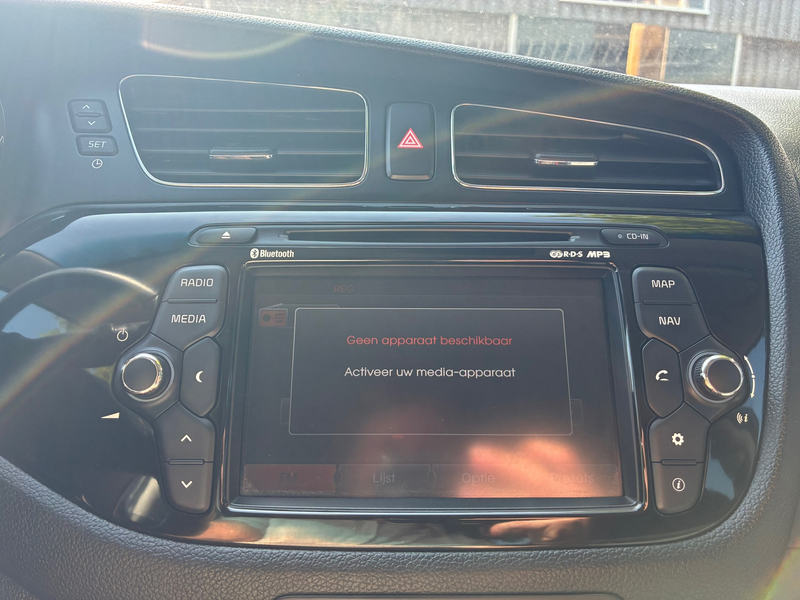 Kia Ceed SW / cee'd SW Sportswagon 1.6 GDI BusinessLine | Dealer Ondh. + — photo 21
