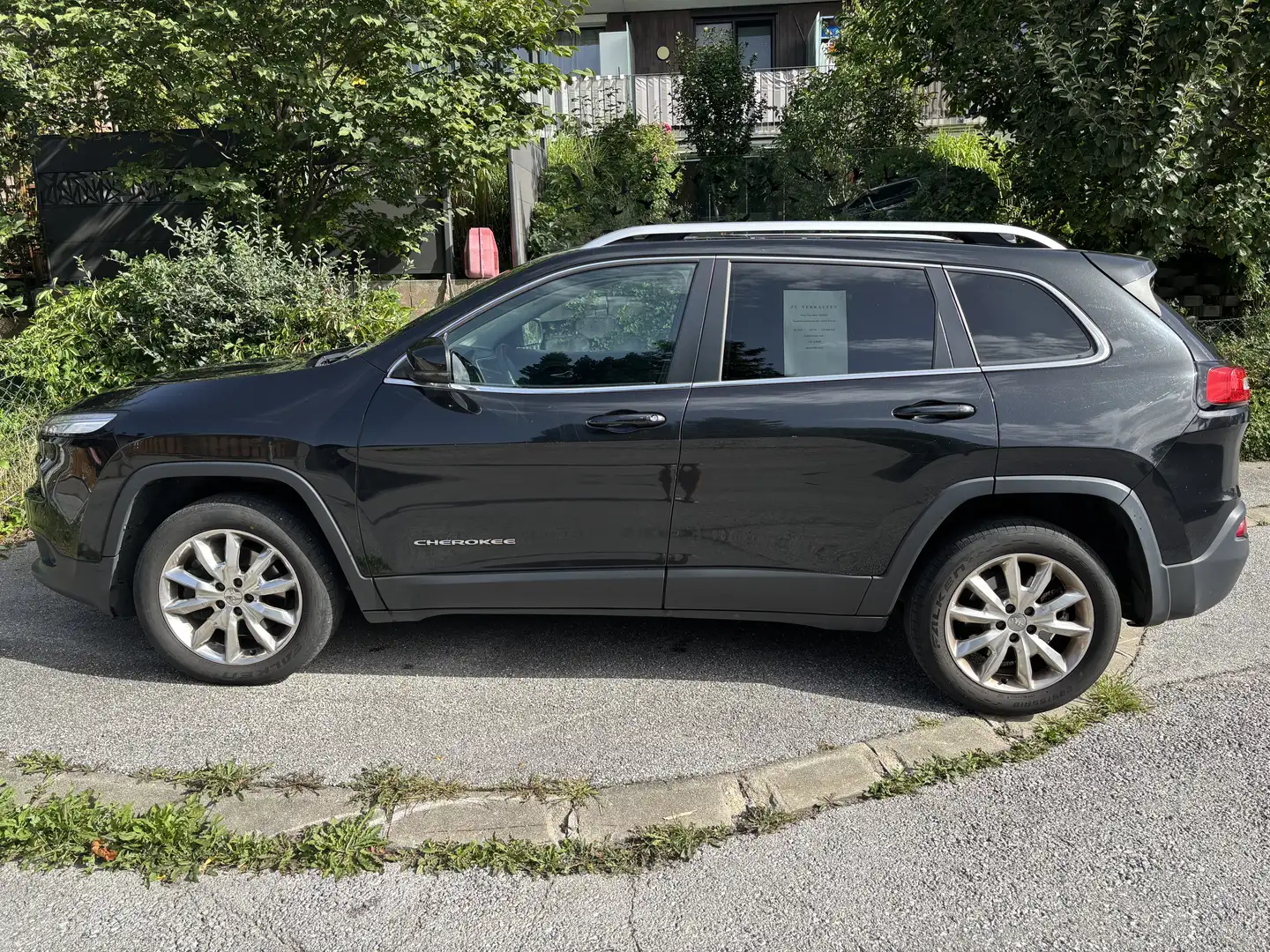 Jeep Cherokee 2,0 MultiJet II AWD Limited Schwarz - 2