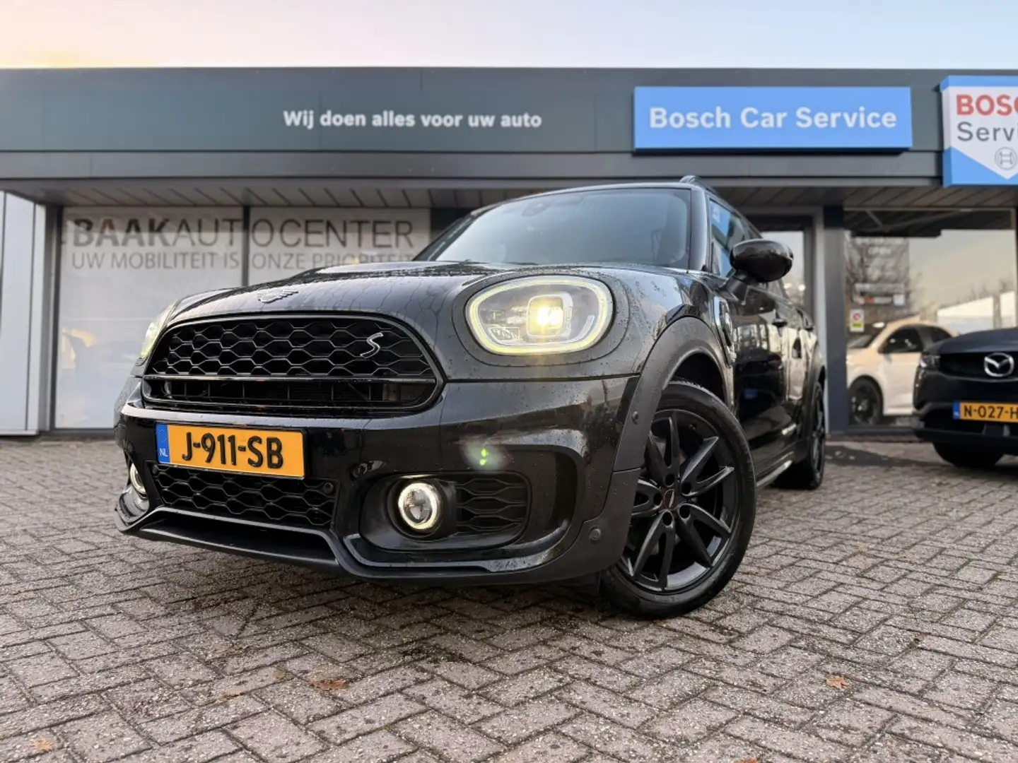 MINI Cooper SE Countryman Mini 2.0 ALL4 | Works | Carplay | Camera Zwart - 2