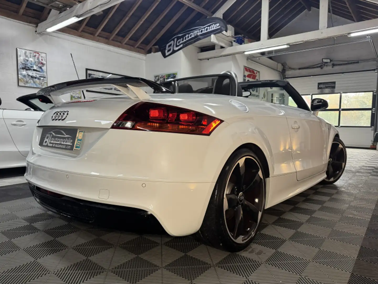 Audi TT 1.8 TFSI 160CH S LINE Blanc - 2