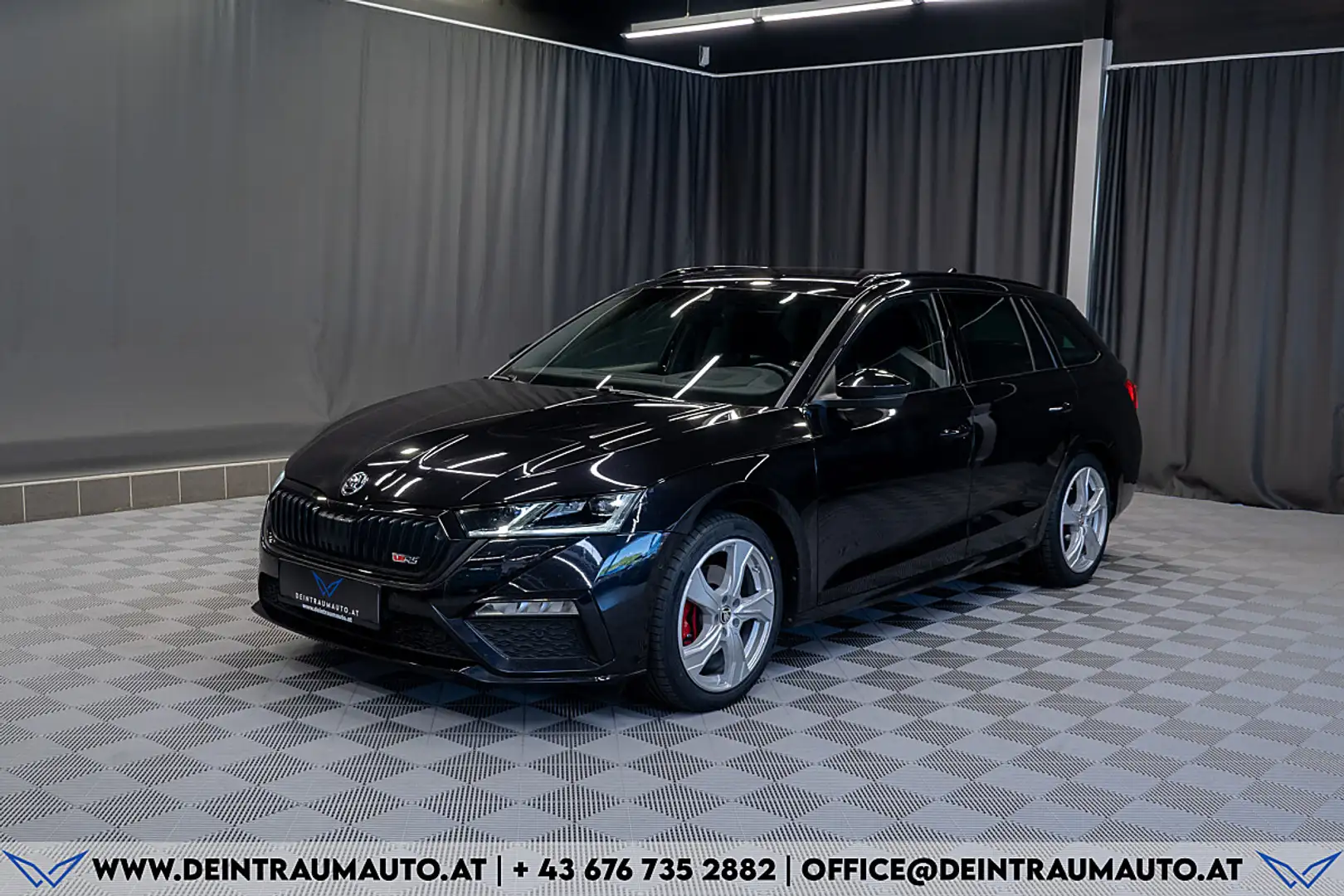 Skoda Octavia Combi 2,0 TDI 4x4 RS DSG*AHK*SHZ vo+hi*MATRIX*1... Schwarz - 1