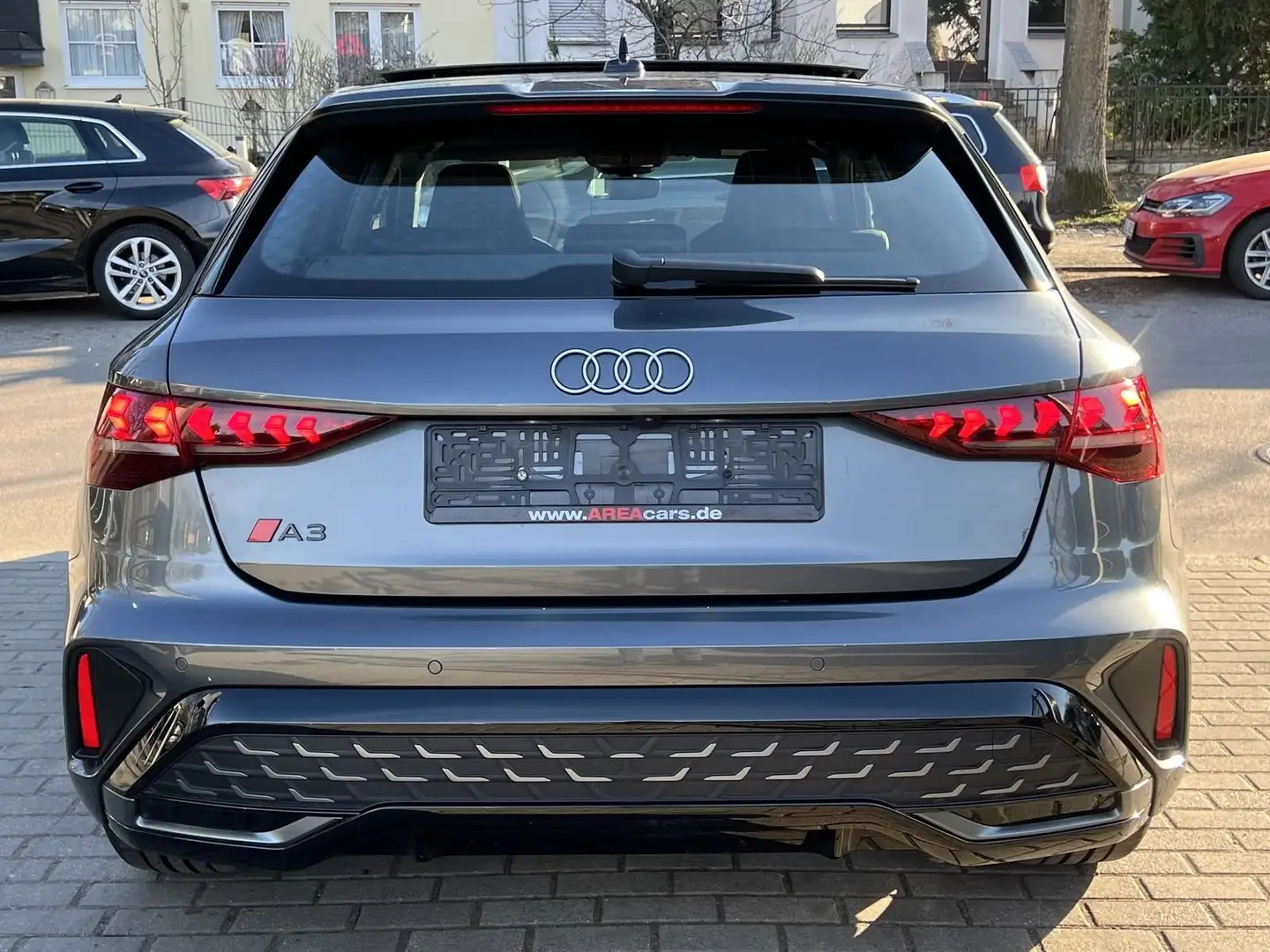 Audi A3 Sportback 35 2.0 tdi Identity Black s-tronic Grigio - 2