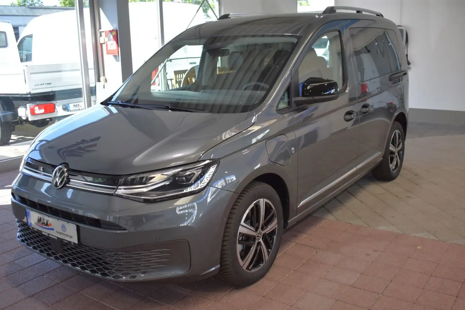 Volkswagen Caddy Style 1,5 l eHybrid eUPE EUR 58.146.00 Grau - 2