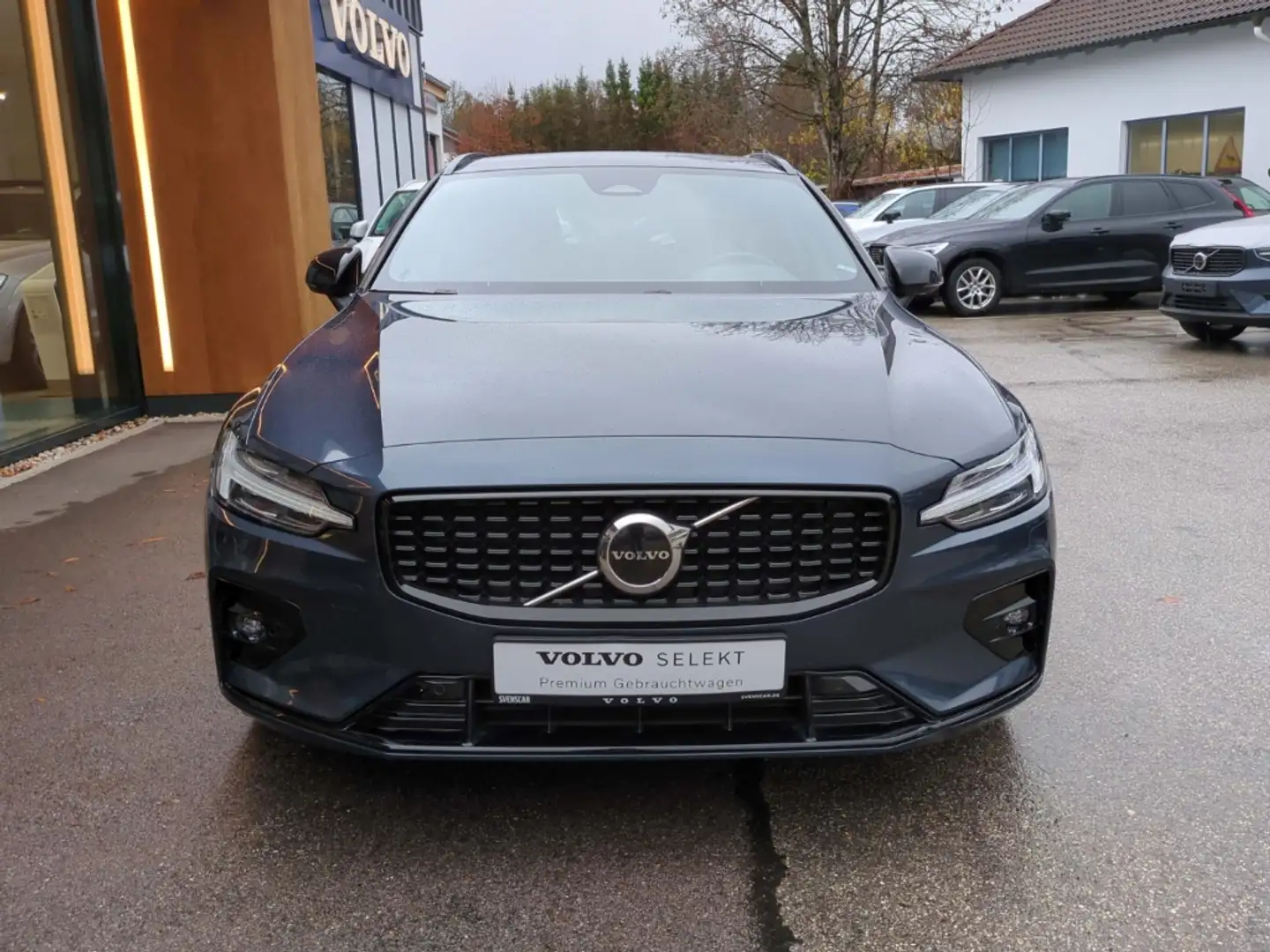 Volvo V60 Plus Dark Leder Digitales Cockpit Memory Sitze Sou Blau - 2