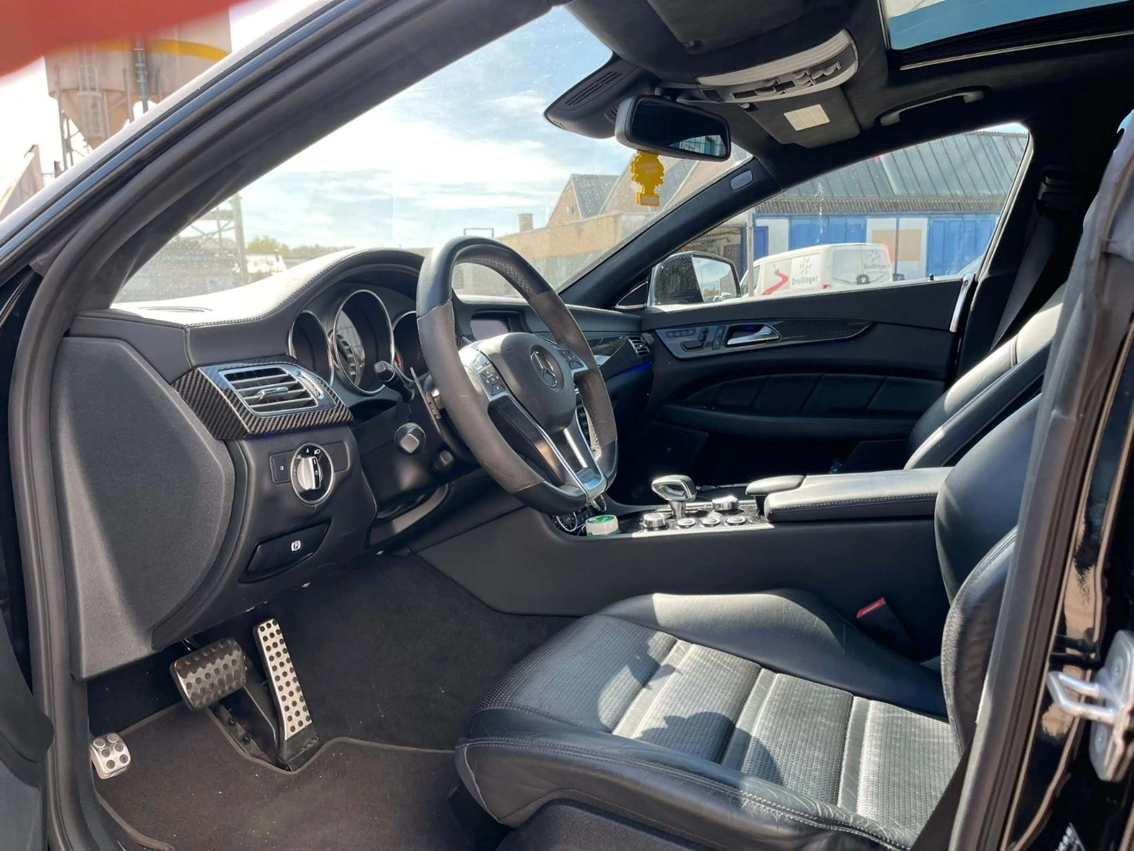 Mercedes-Benz CLS 63 AMG CLS 63 4MATIC — photo 14