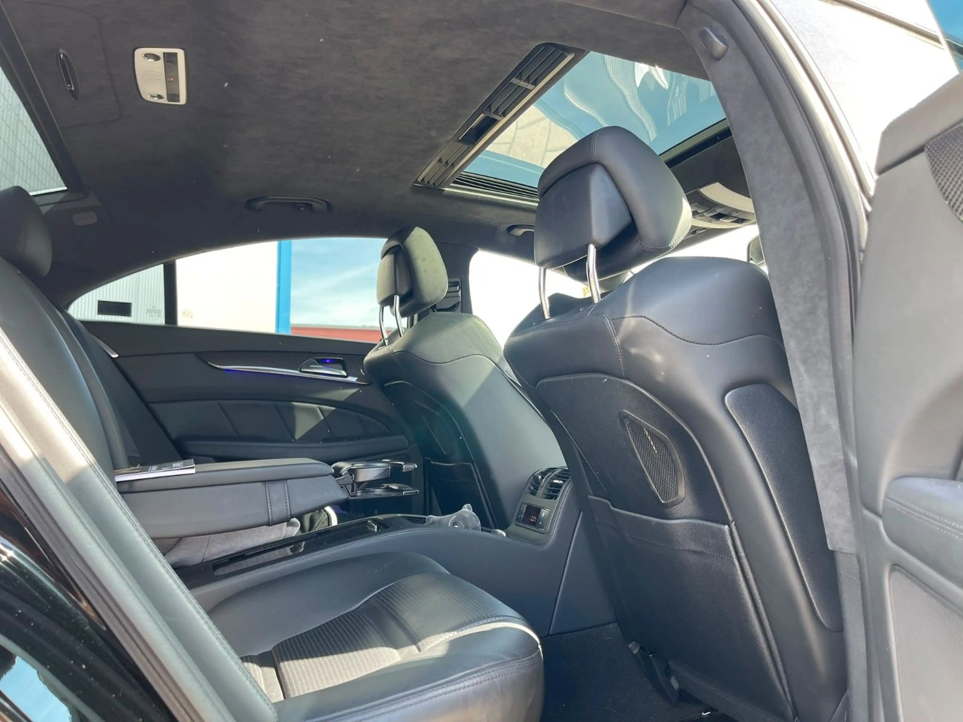 Mercedes-Benz CLS 63 AMG CLS 63 4MATIC — photo 10