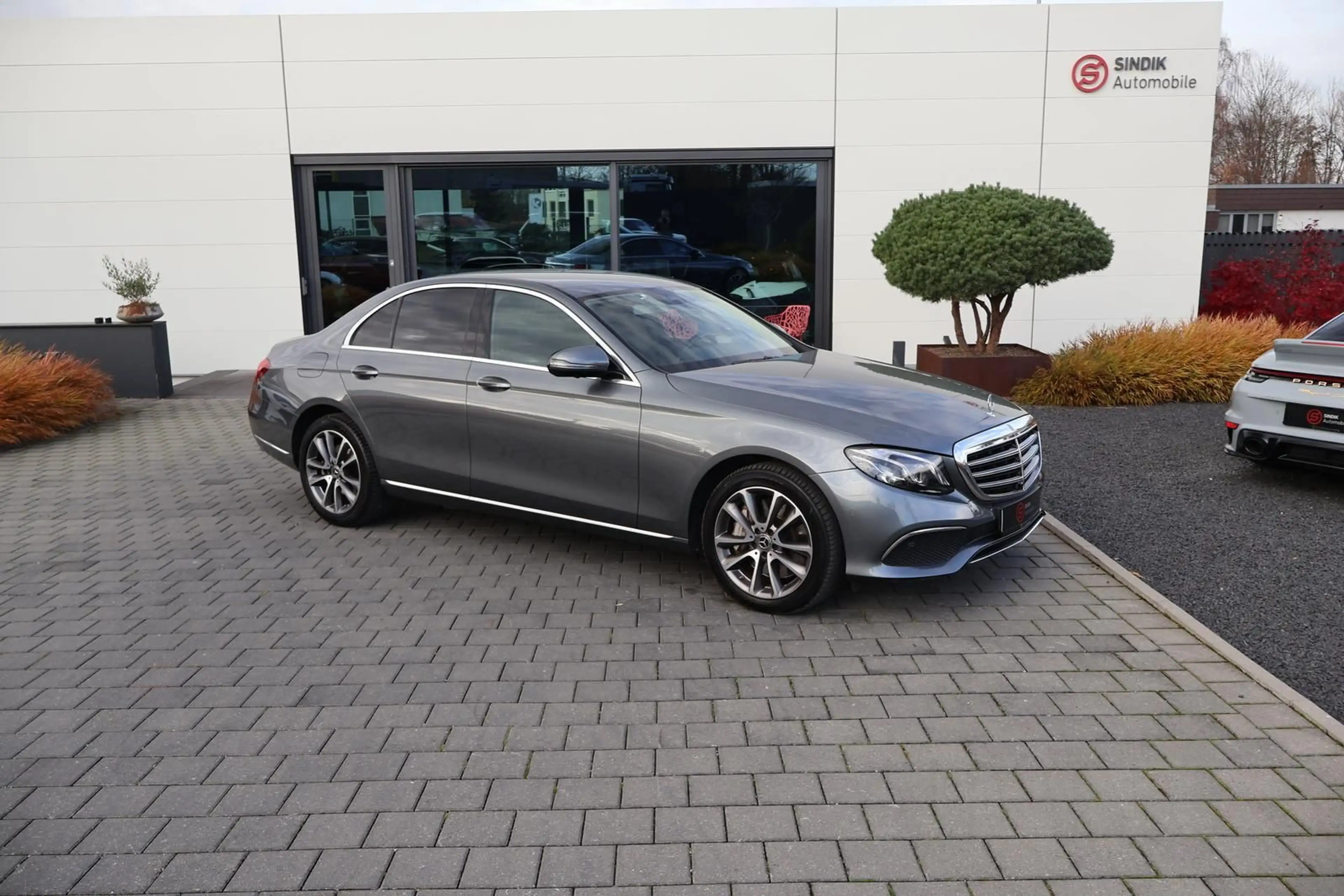 Mercedes-Benz E 400 d 4M Avantgarde EXCLUSIVE Standhzg-Widescr — photo 3