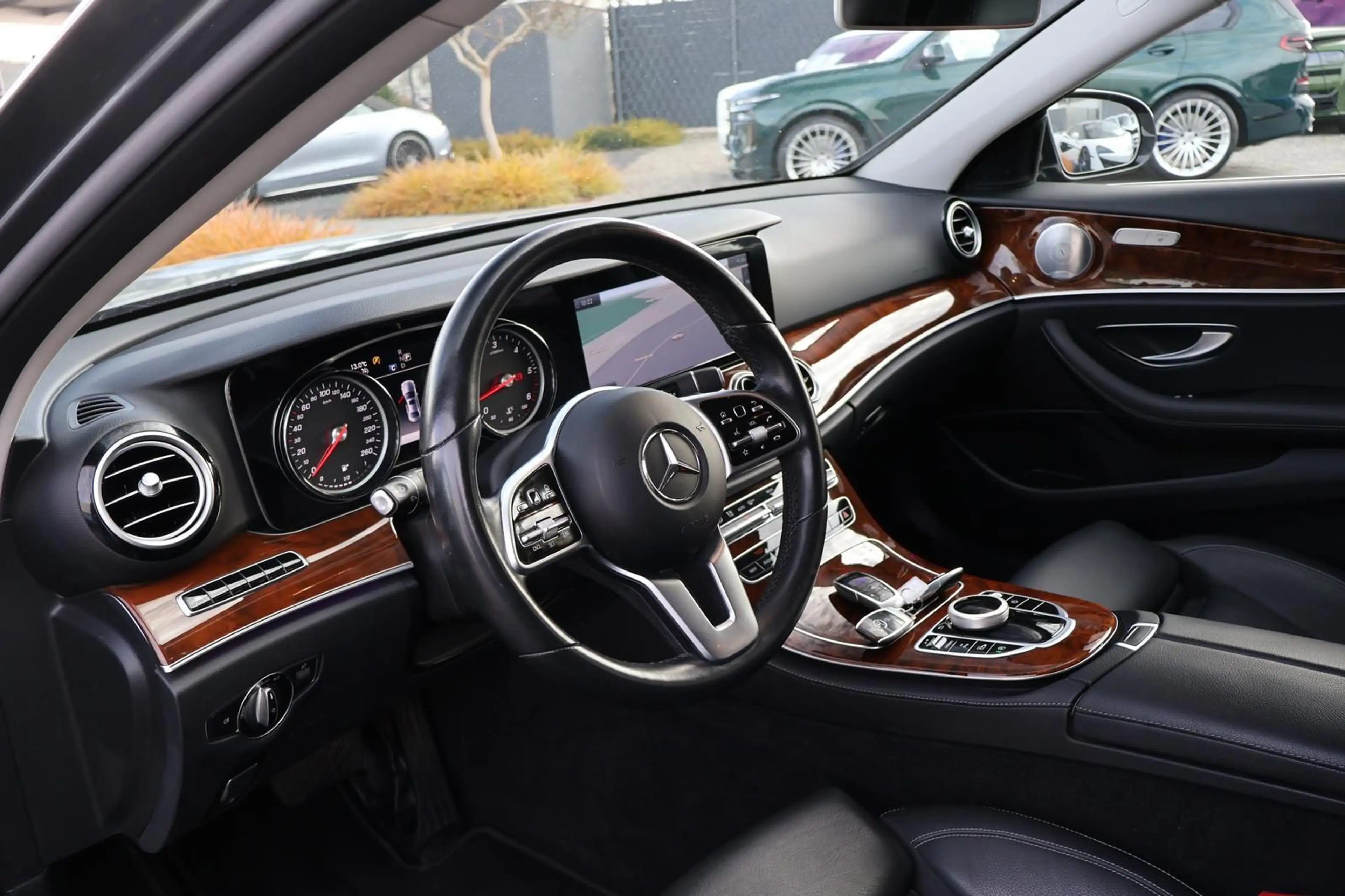 Mercedes-Benz E 400 d 4M Avantgarde EXCLUSIVE Standhzg-Widescr — photo 13