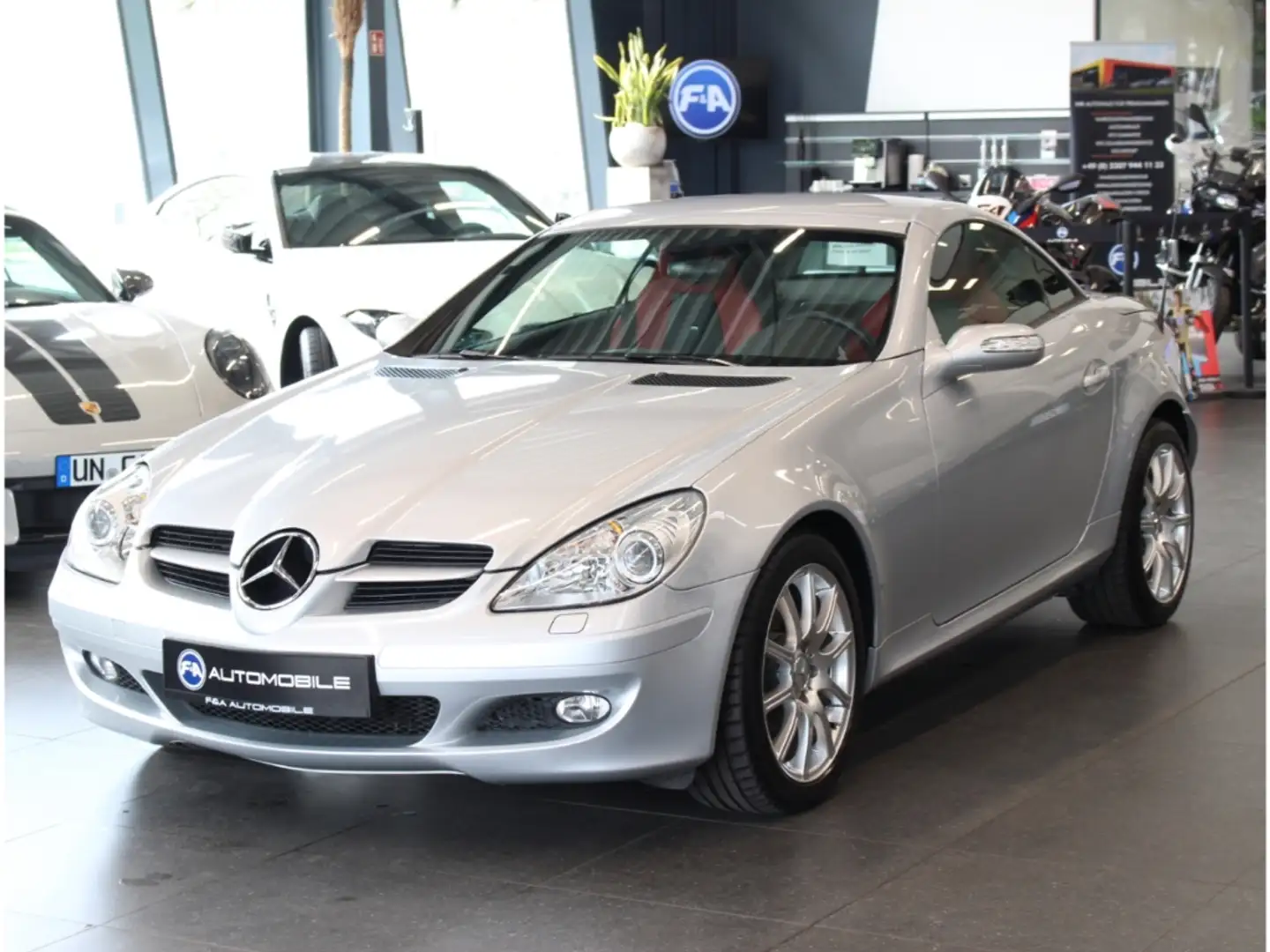 Mercedes-Benz SLK 280 Roadster *Designo Sportsitze*2.Hand Zilver - 1