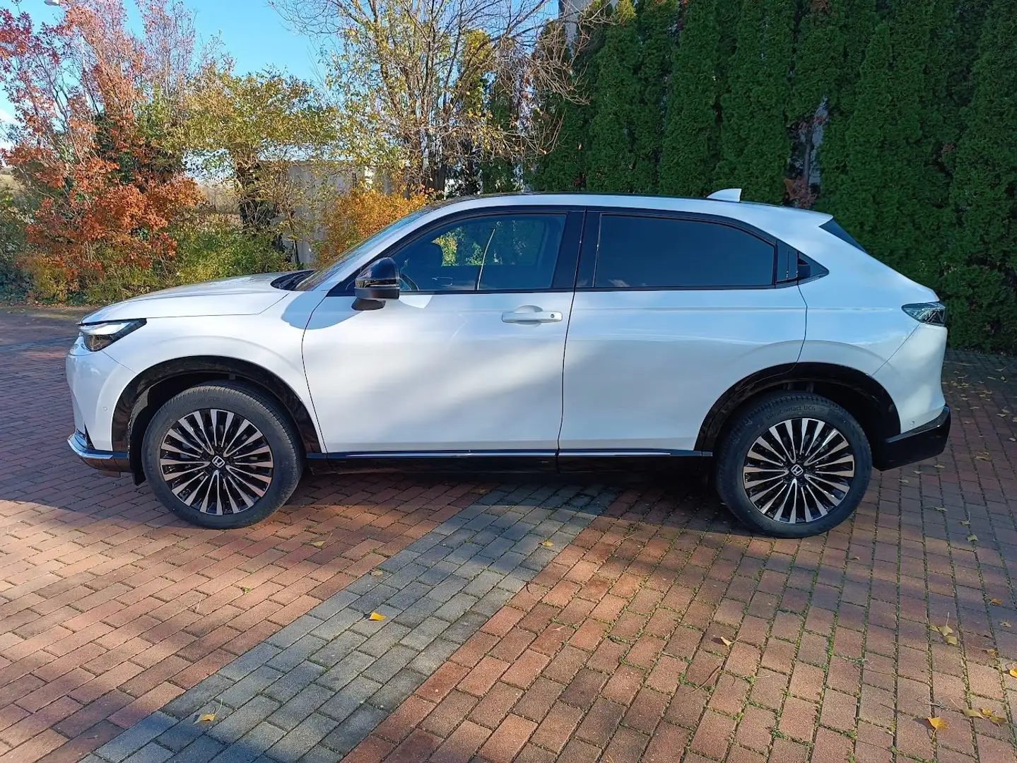 Honda e:Ny1 eNy1 68,8kWh Advance Advance Weiß - 2