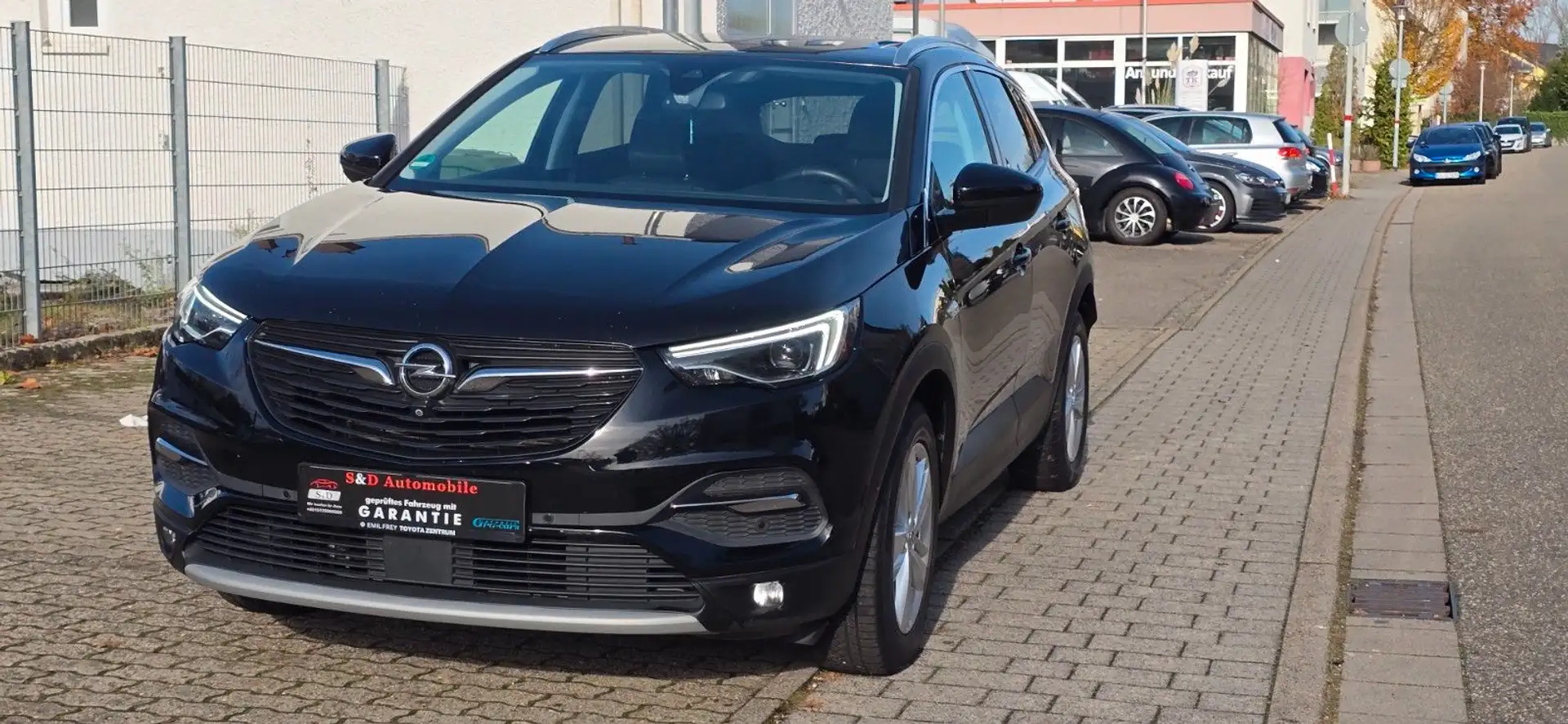 Opel Grandland X Grandland Edition Schwarz - 2