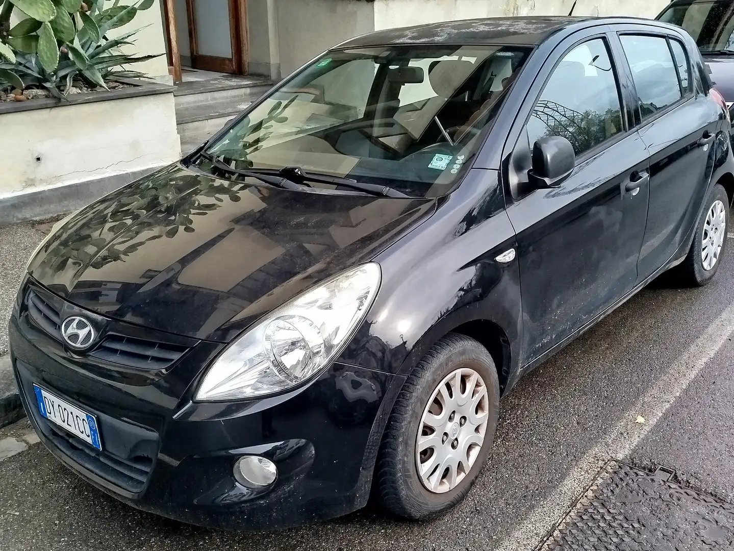 Hyundai i20 i20 I 2009 5p 1.2 Comfort Gpl Negru - 2