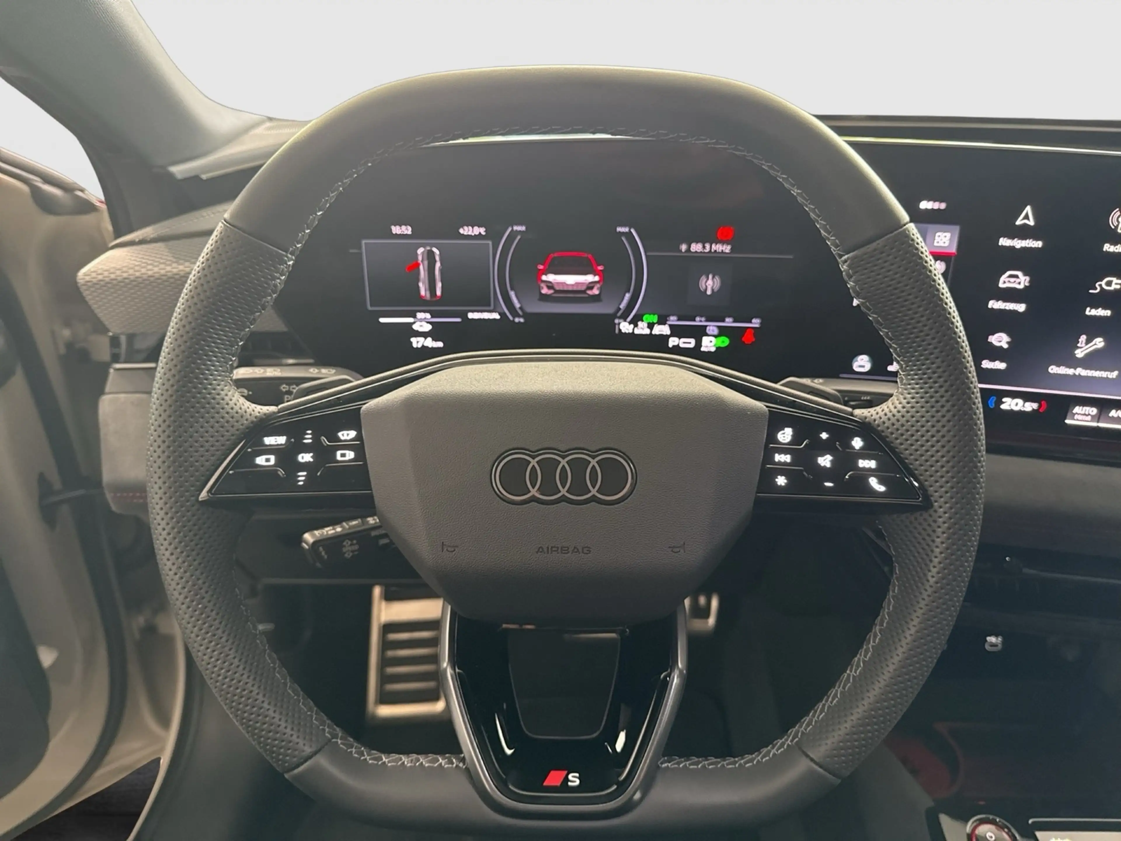 Audi S6 e-tron Sportback quattro PANO B&O AHK 360°CAM — photo 14