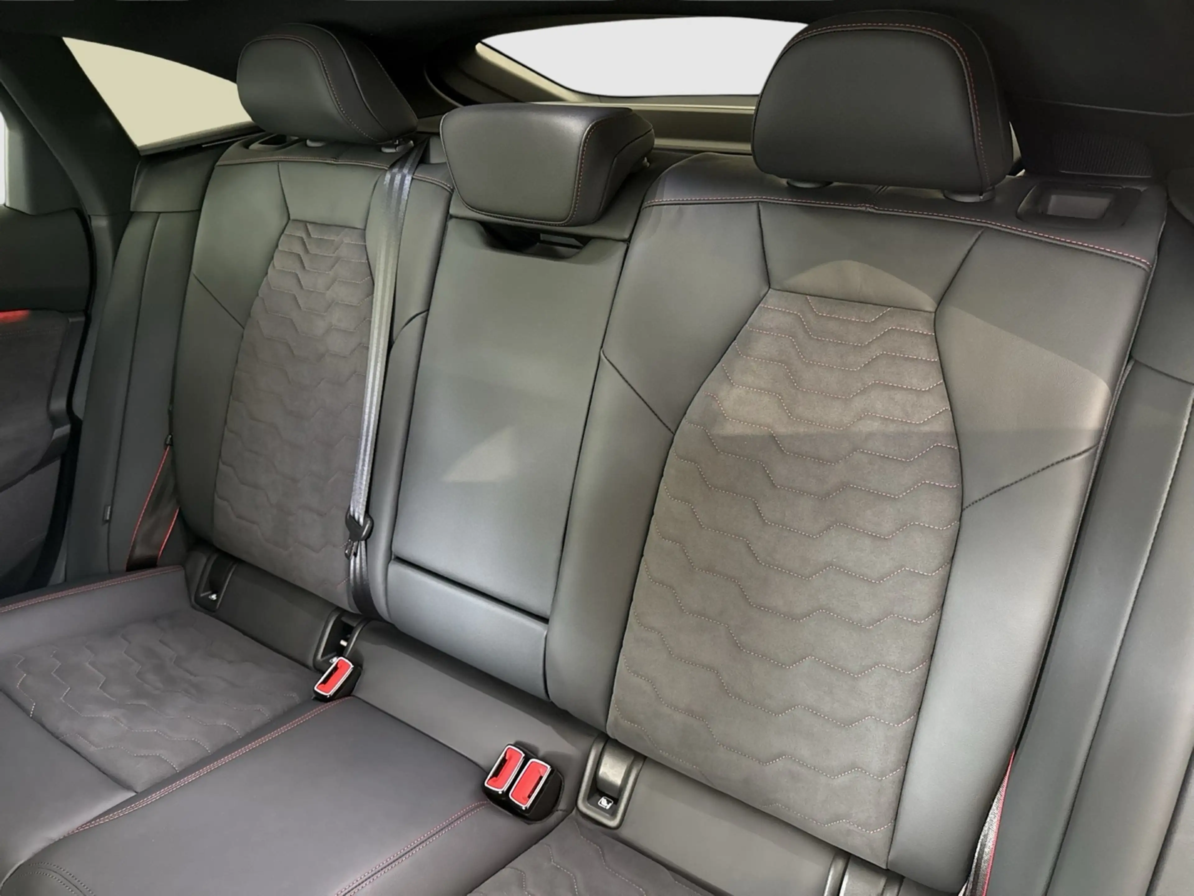 Audi S6 e-tron Sportback quattro PANO B&O AHK 360°CAM — photo 10