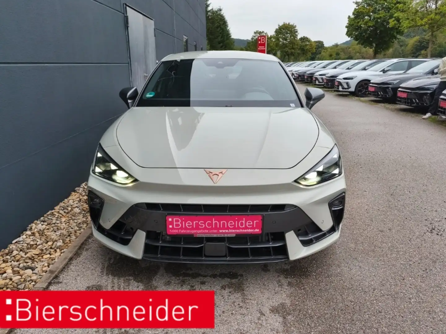 CUPRA Leon 2.0 TSI DSG VZ Sennheiser EDGE PURE Grau - 1