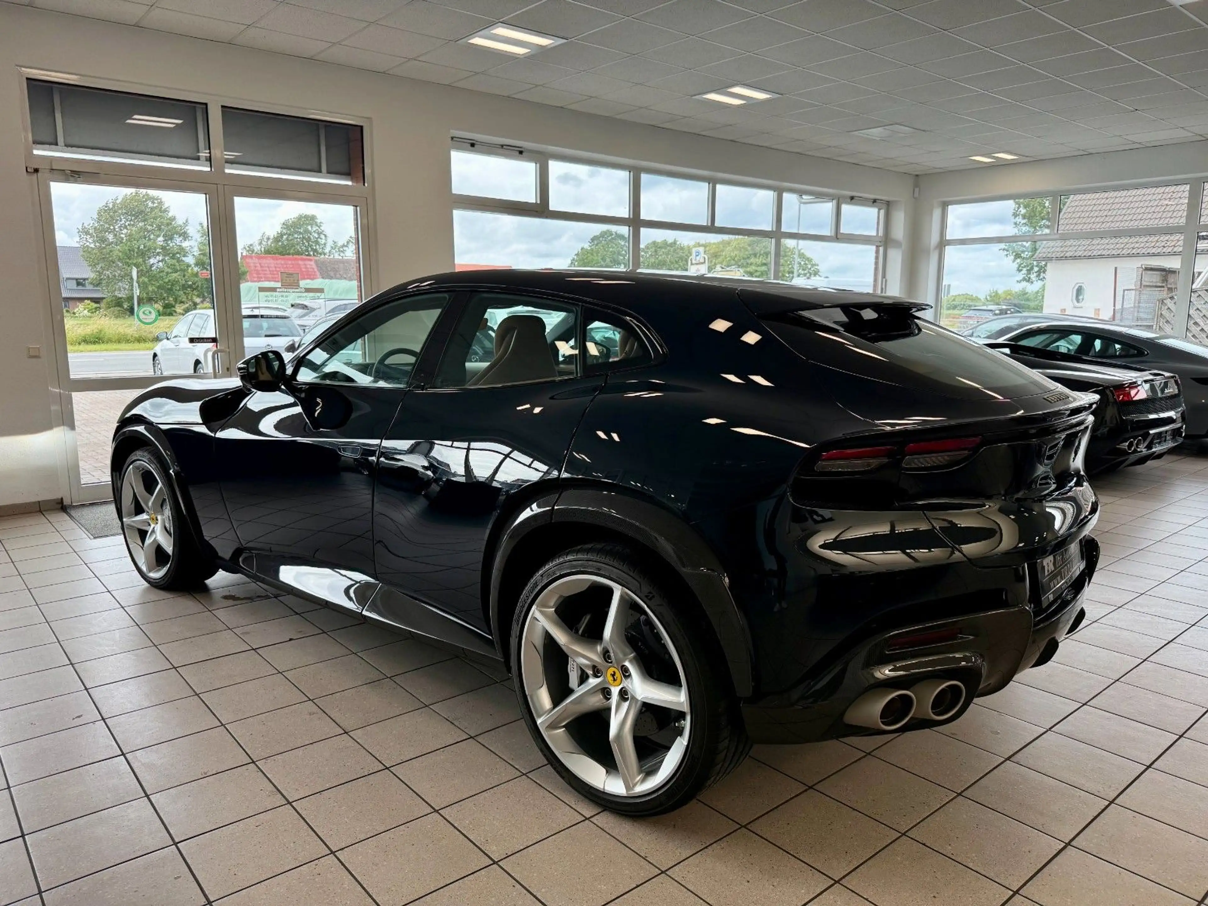 Ferrari Purosangue Panorama/Carbon/Burmester/360/Matrix — photo 3