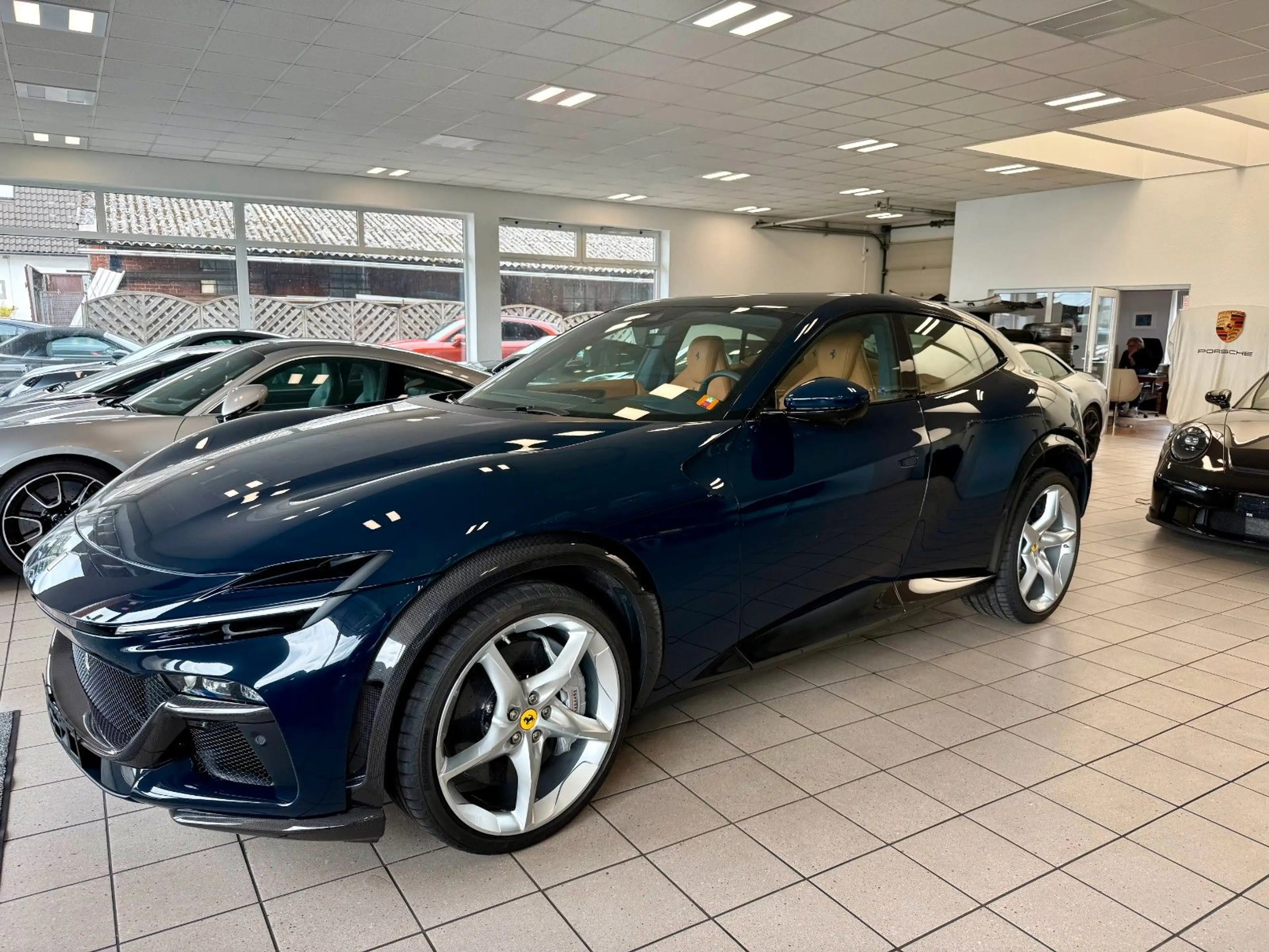 Ferrari Purosangue Panorama/Carbon/Burmester/360/Matrix — photo 2