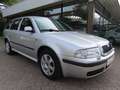 Skoda Octavia 1.8 T Combi Elegance *nur 117 TKM*aAHK*Scheckheft* Silber - thumbnail 1