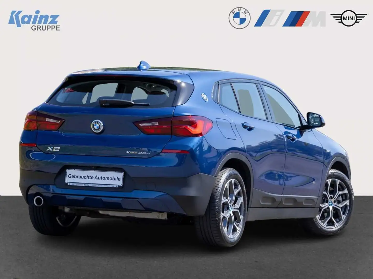 BMW X2 xDrive25e Advantage LED/ACC/Navigation Blauw - 2