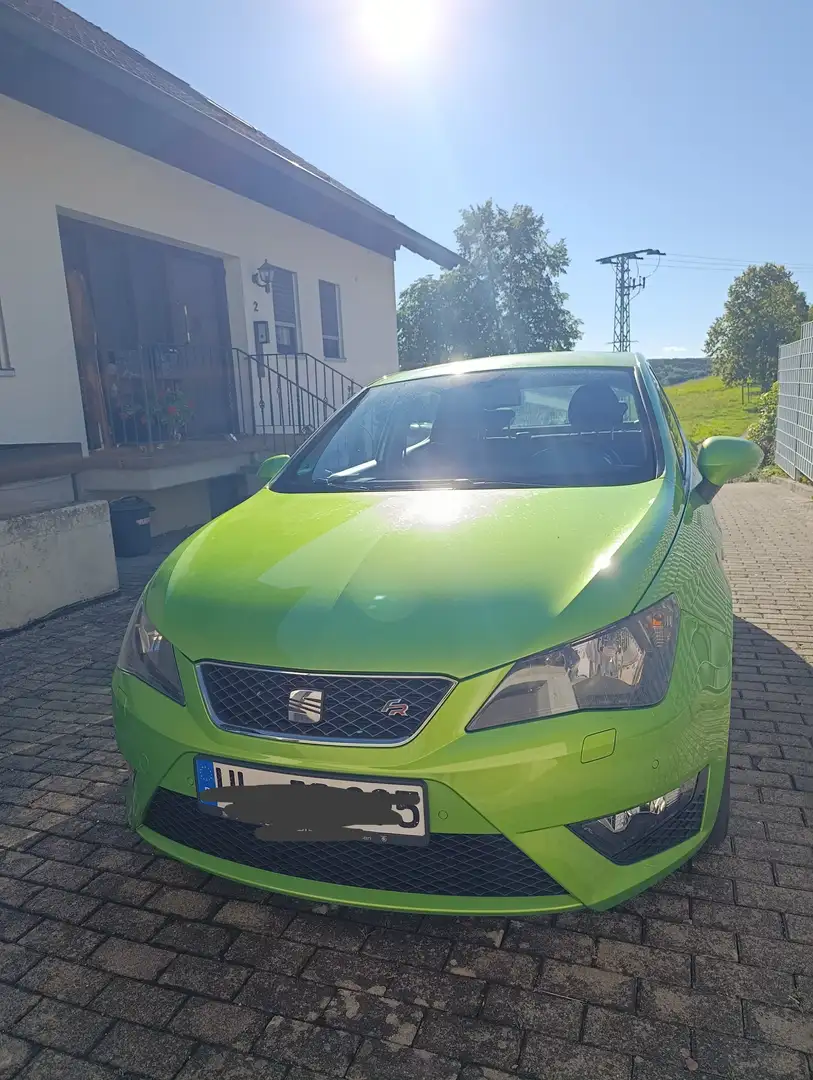 SEAT Ibiza Ibiza 1.2 TSI FR Zelená - 1