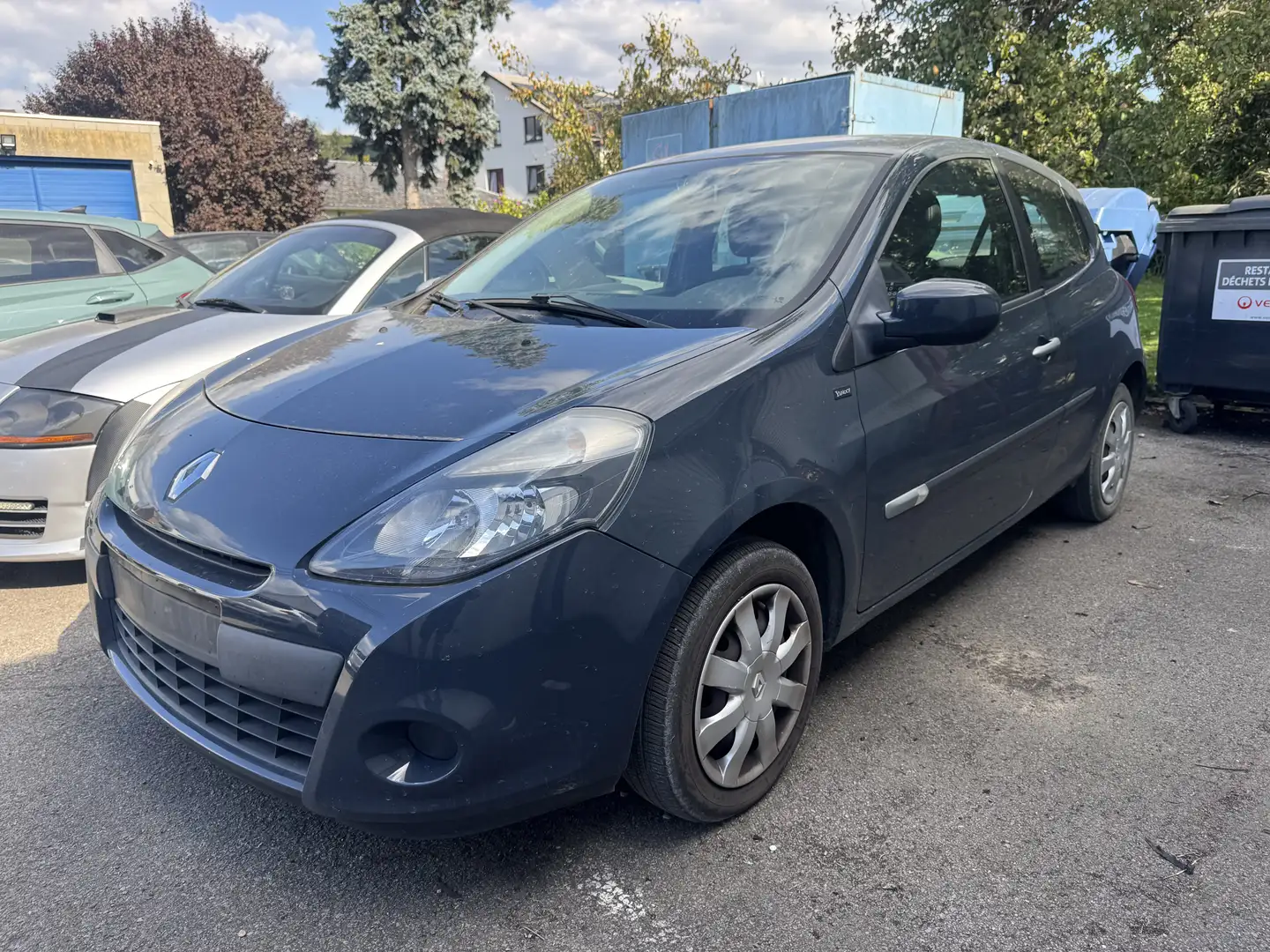 Renault Clio Clio 1.2i Yahoo! Gris - 1