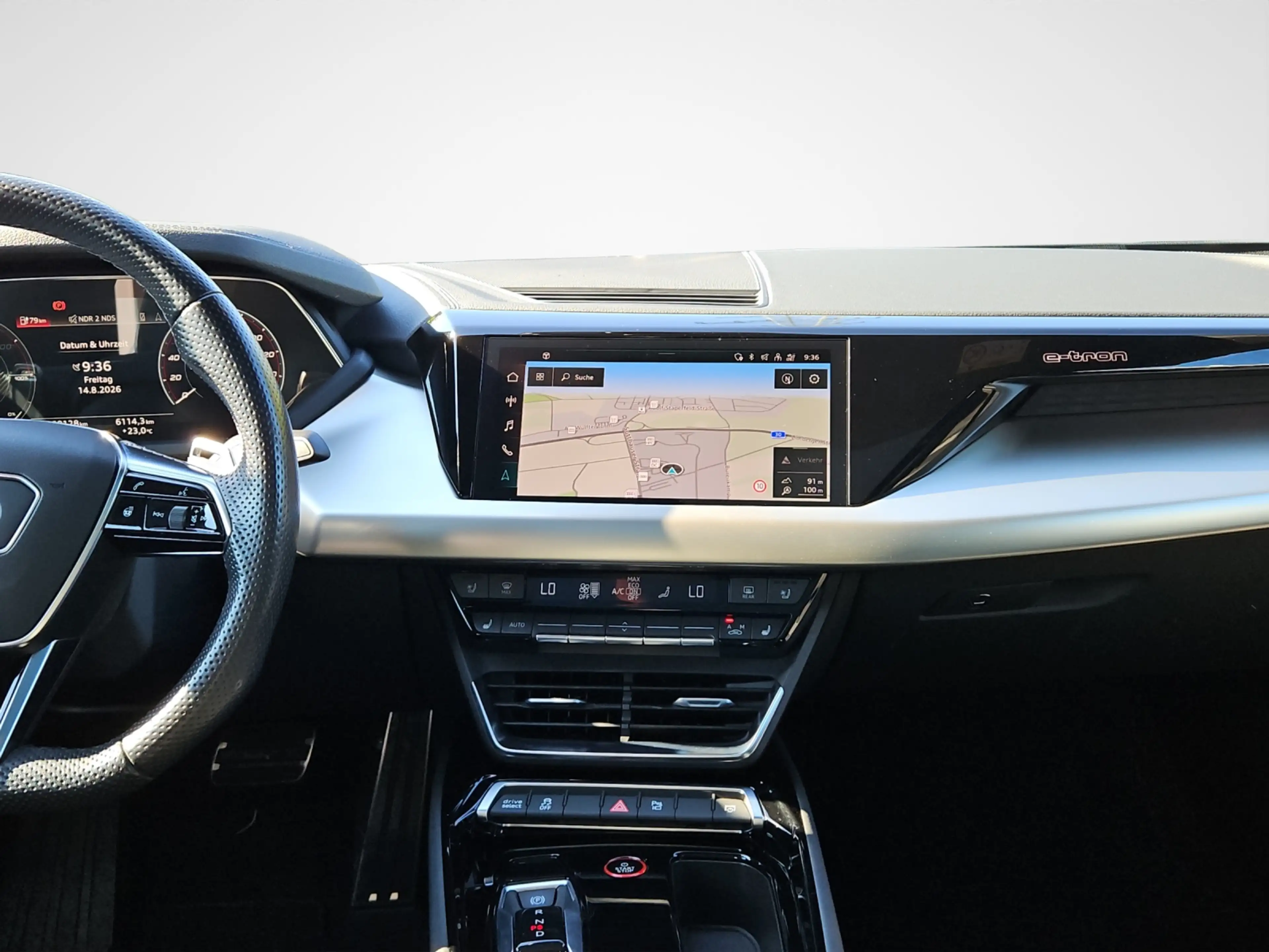 Audi RS e-tron GT quattro NaviPlus Matrix TopView GRa SHZ 21-Zoll — photo 10