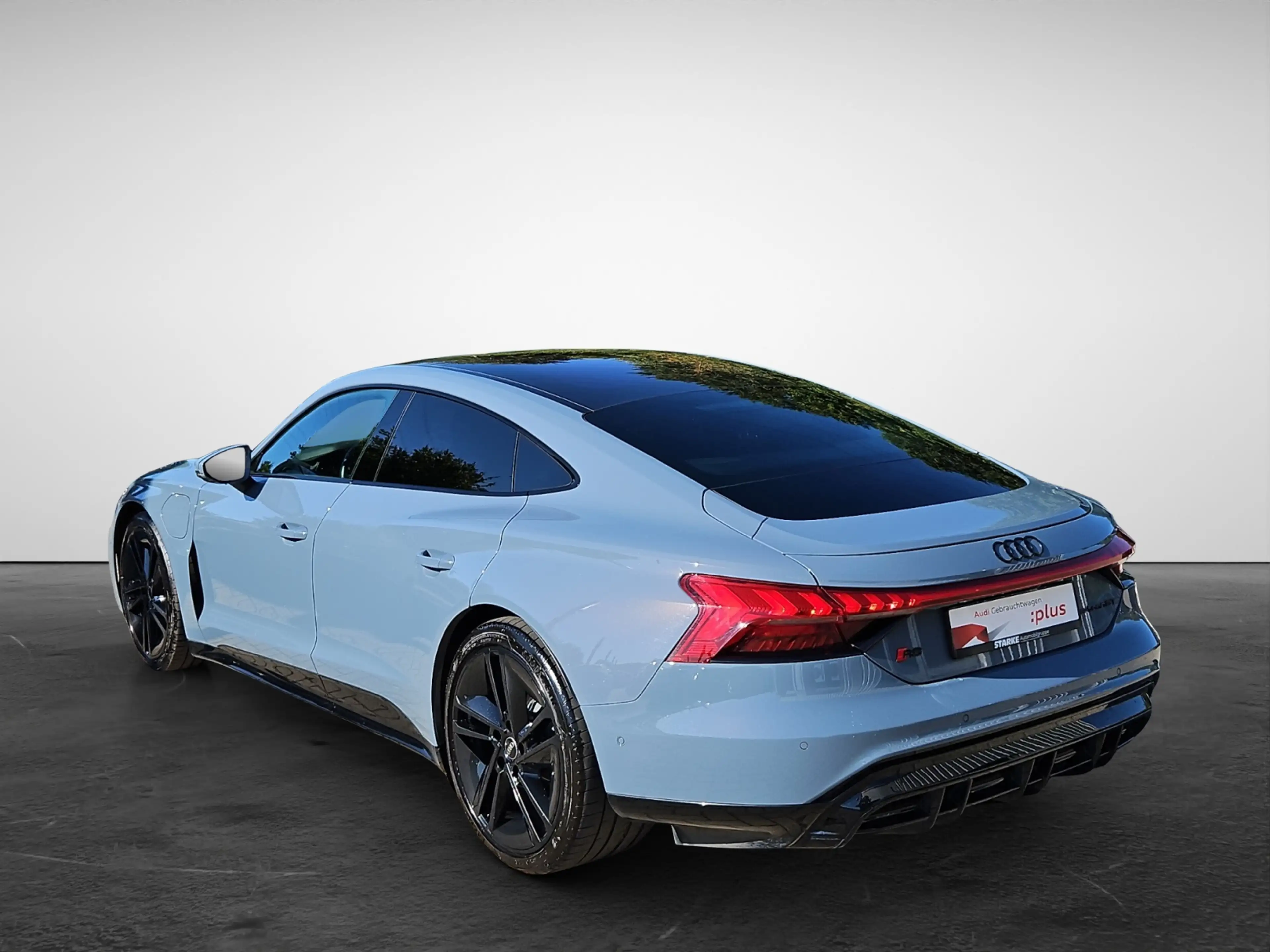 Audi RS e-tron GT quattro NaviPlus Matrix TopView GRa SHZ 21-Zoll — photo 4