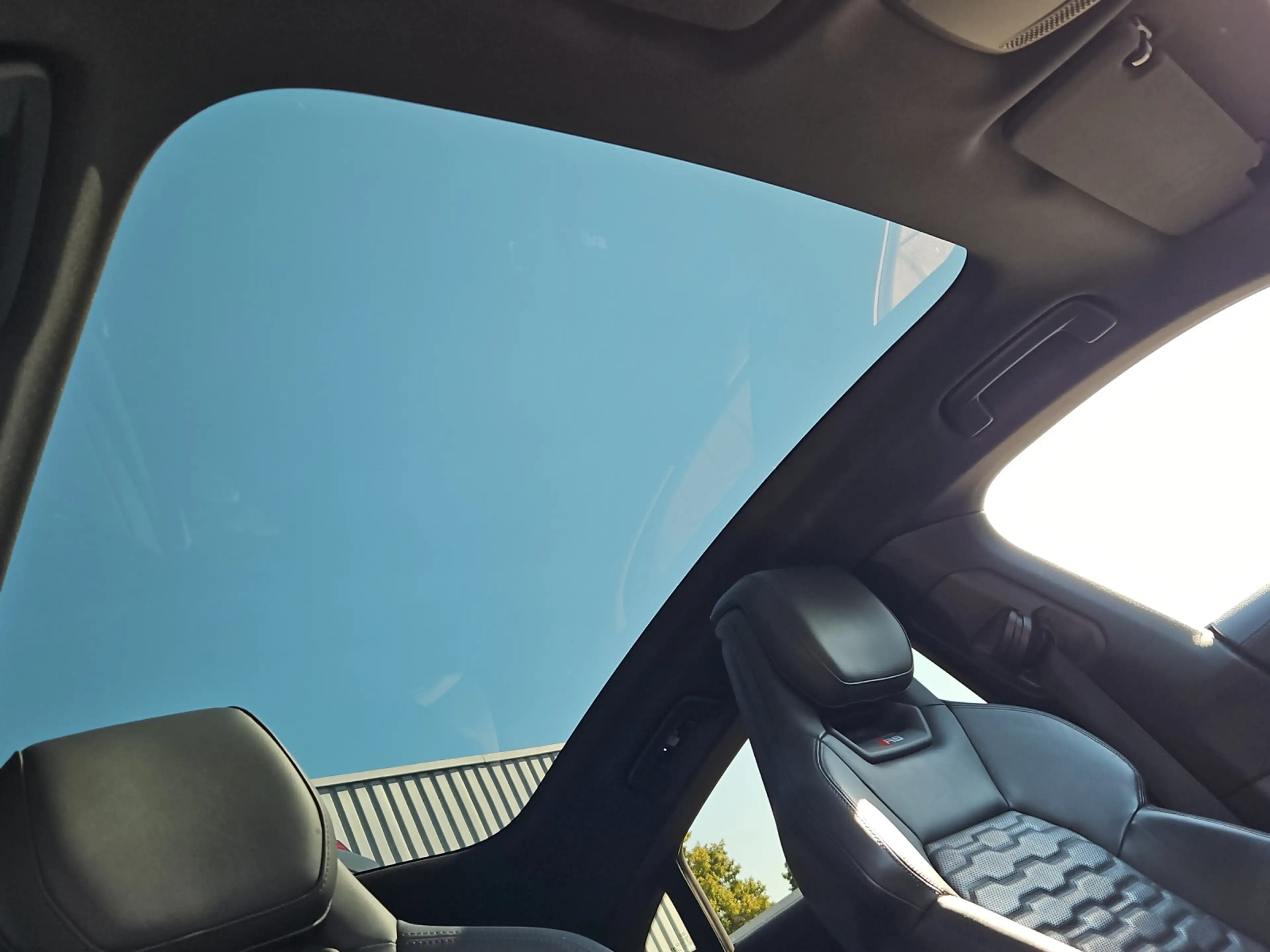 Audi RS e-tron GT quattro NaviPlus Matrix TopView GRa SHZ 21-Zoll — photo 14