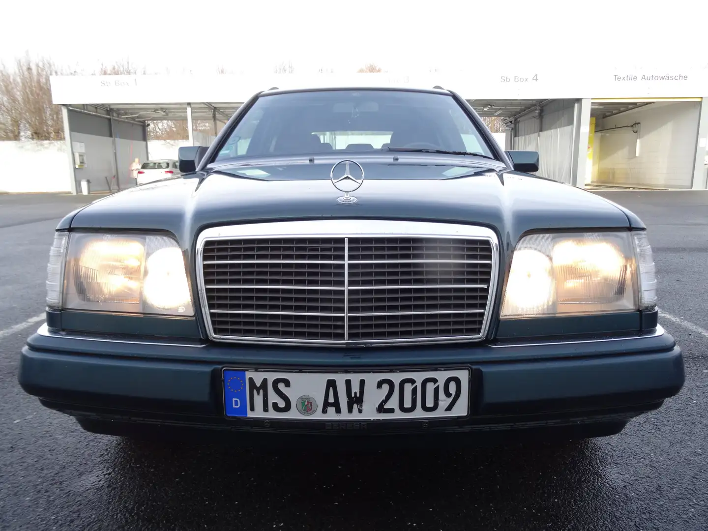 Mercedes-Benz E 280 T, Automatik, Servo, Klima, 4 x el. FH, AHK, ZV... Zöld - 1