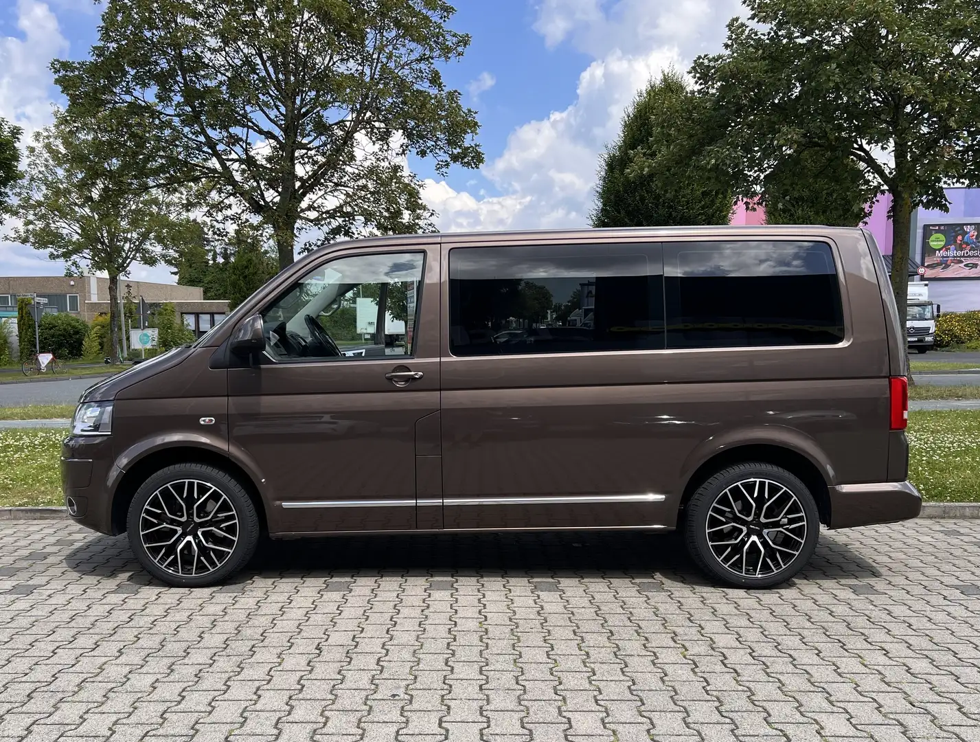 Volkswagen T5 Multivan Multivan Comfortline Braun - 1