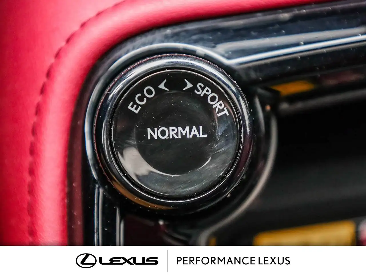 Lexus NX снимка Lexus NX
