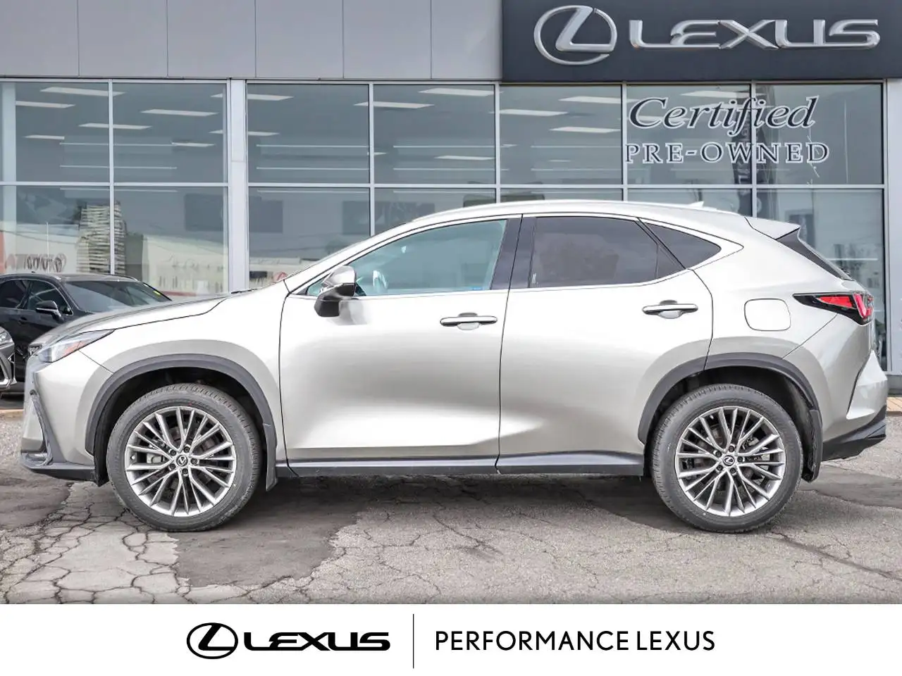 Lexus NX снимка Lexus NX