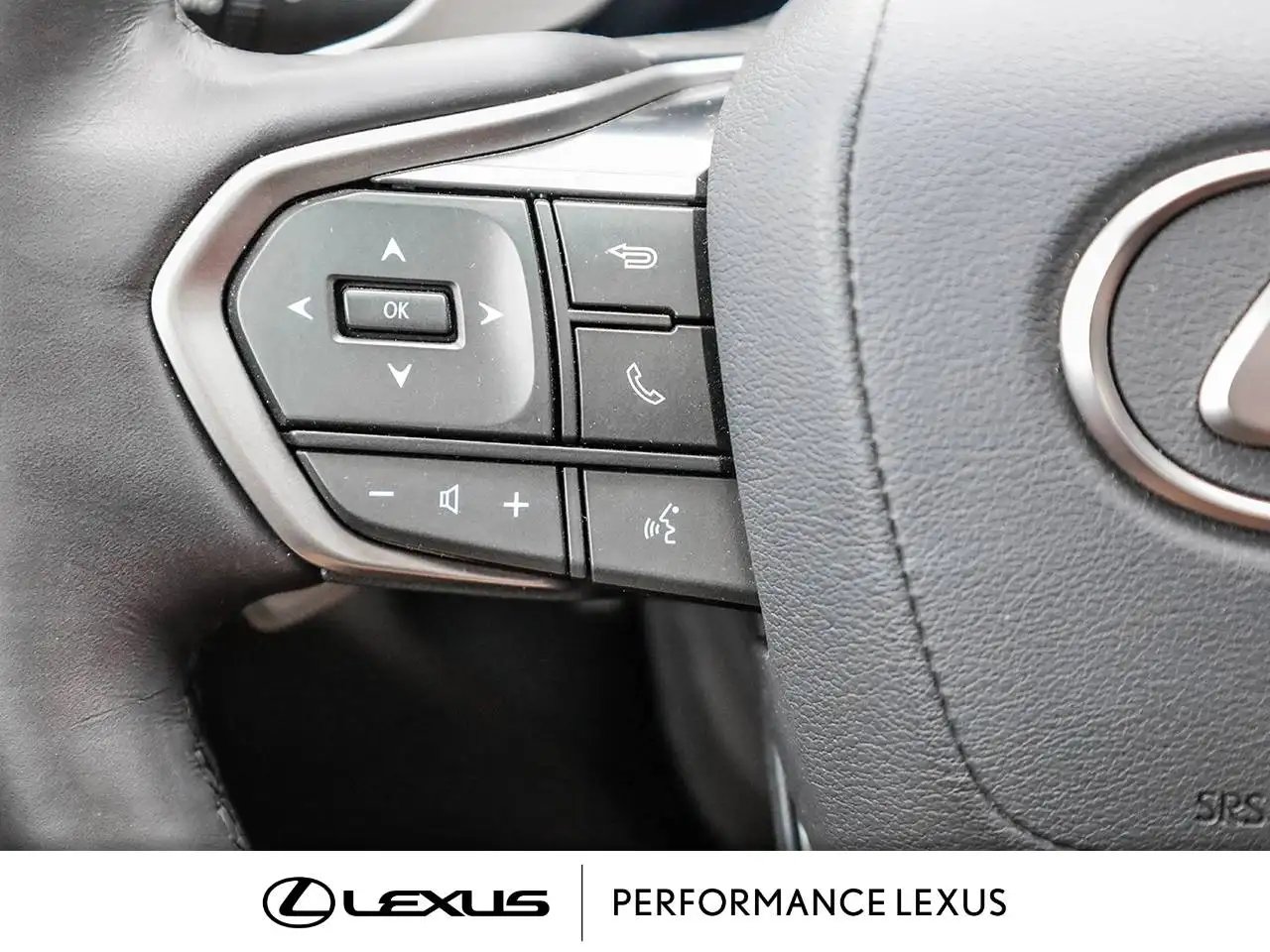 Lexus NX снимка Lexus NX