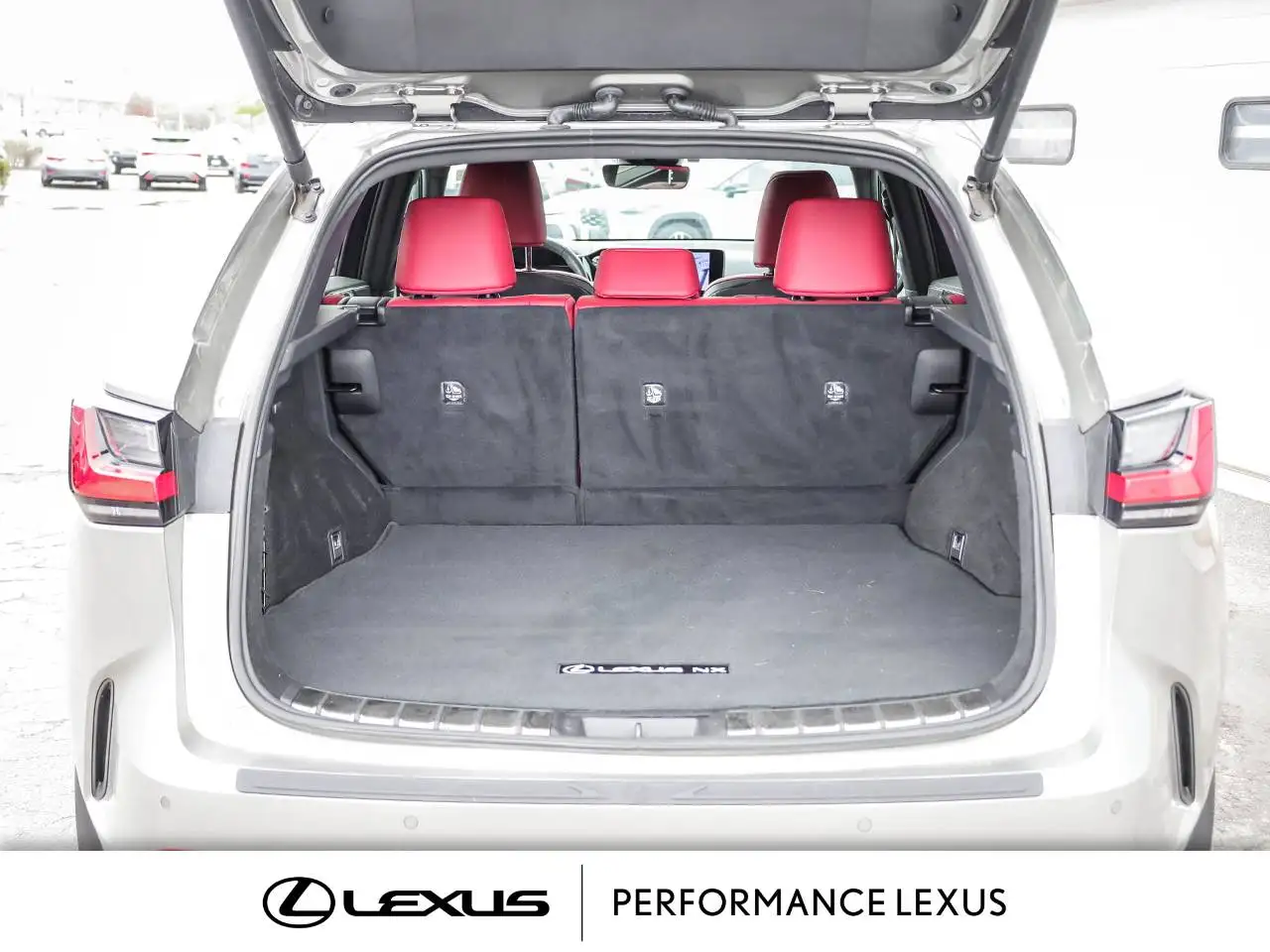 Lexus NX снимка Lexus NX