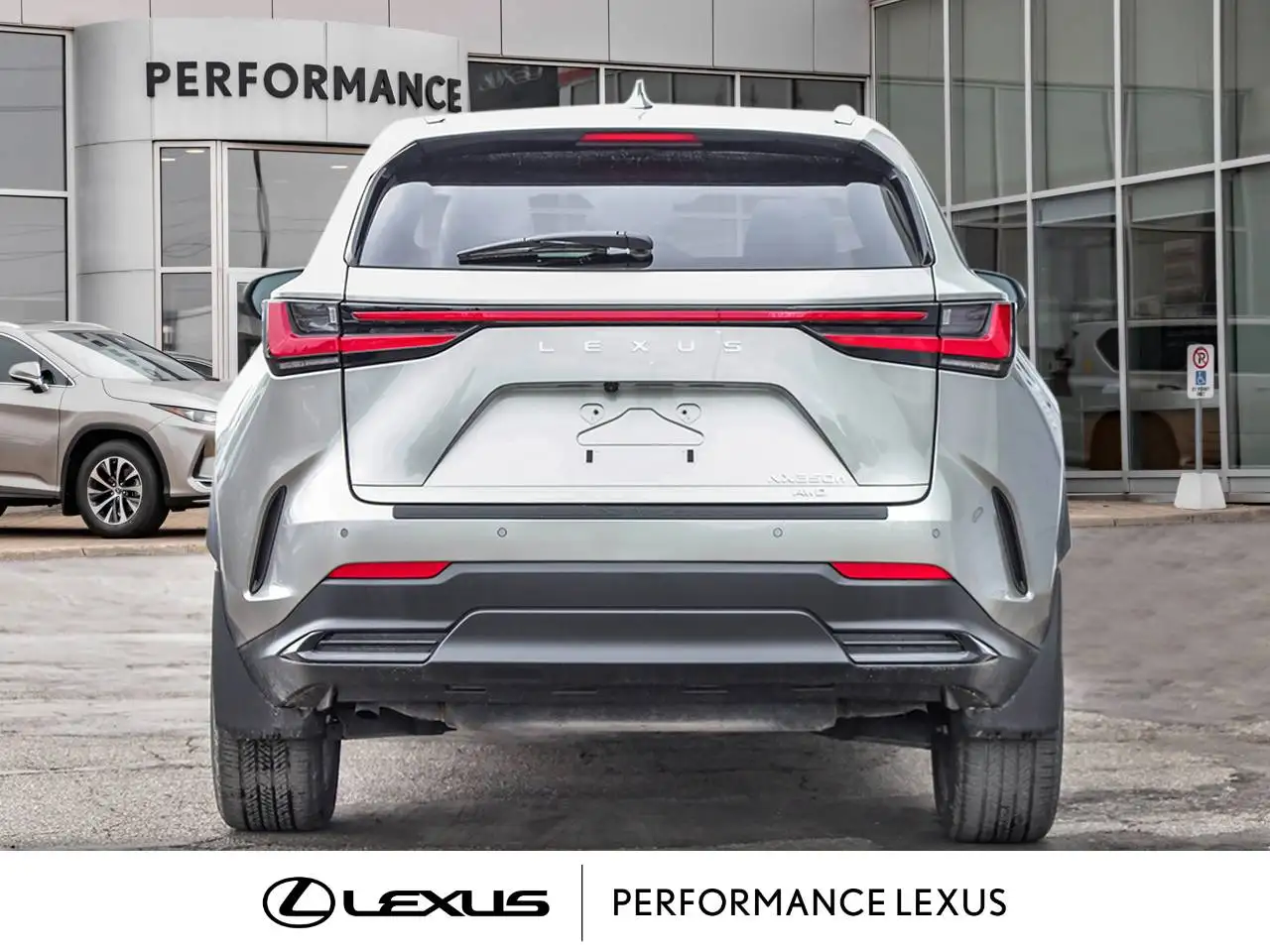 Lexus NX снимка Lexus NX