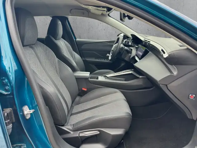 Peugeot 408 view 13