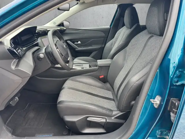 Peugeot 408 view 9