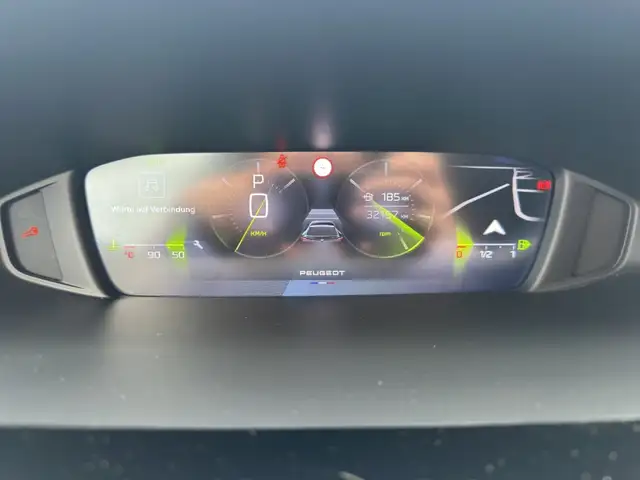 Peugeot 408 view 15