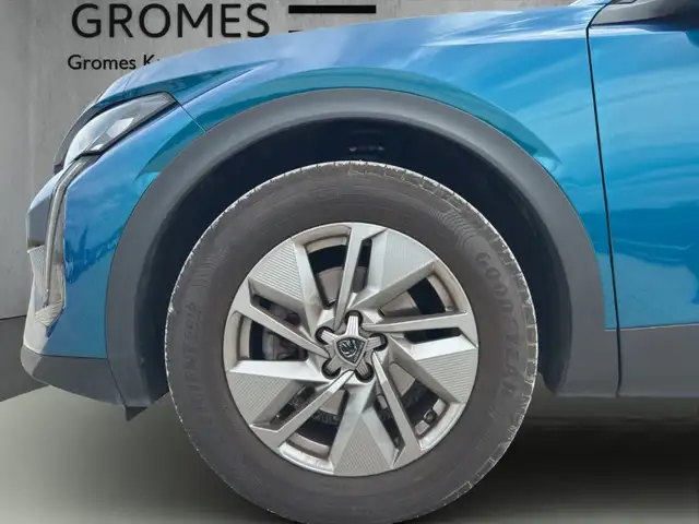 Peugeot 408 view 11