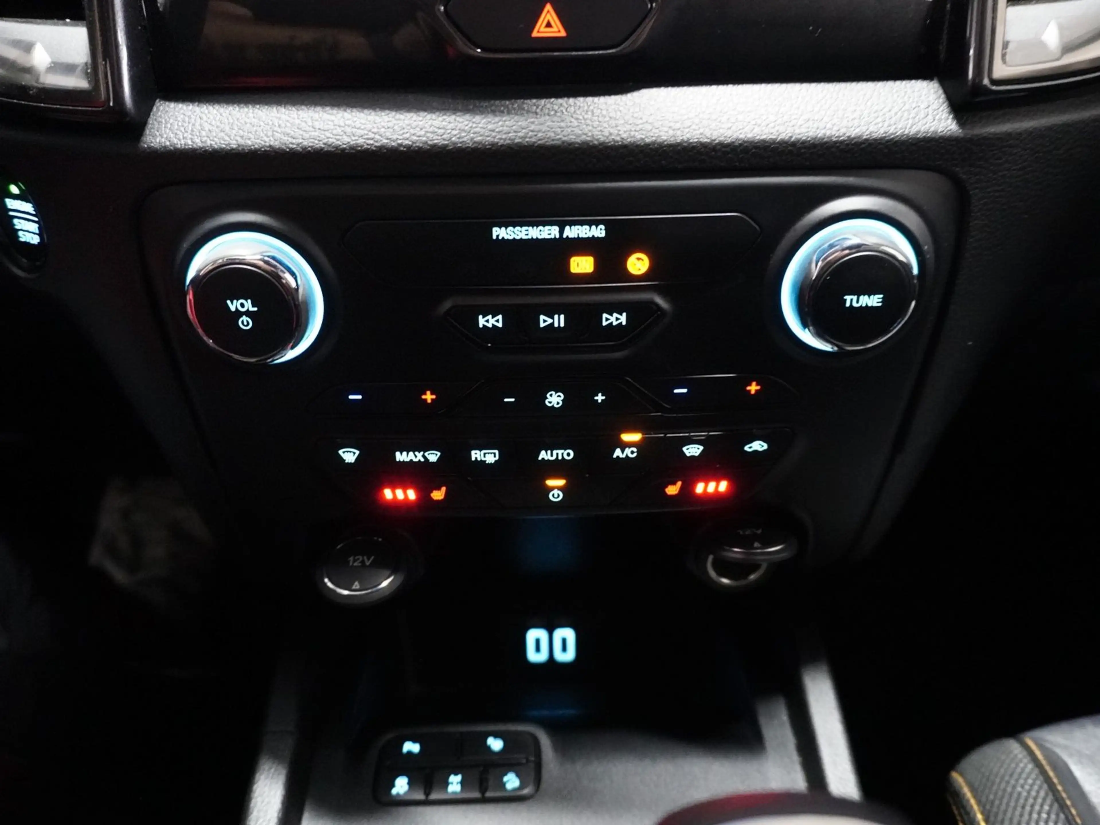 Ford Ranger Wildtrak Doppelkabine 4x4 — photo 14