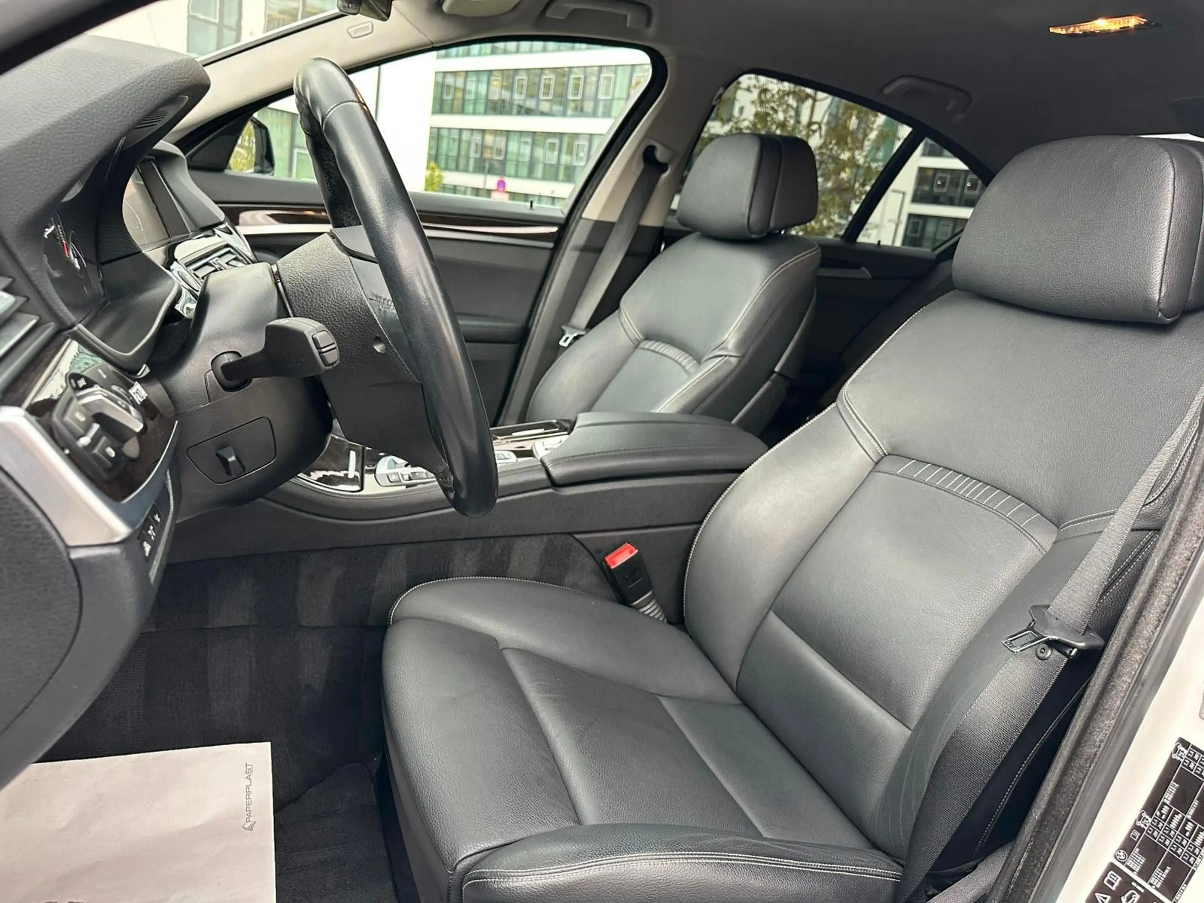 BMW 528 i xDrive,Allrad,Leder,Head-Up,Standheizung, — photo 10