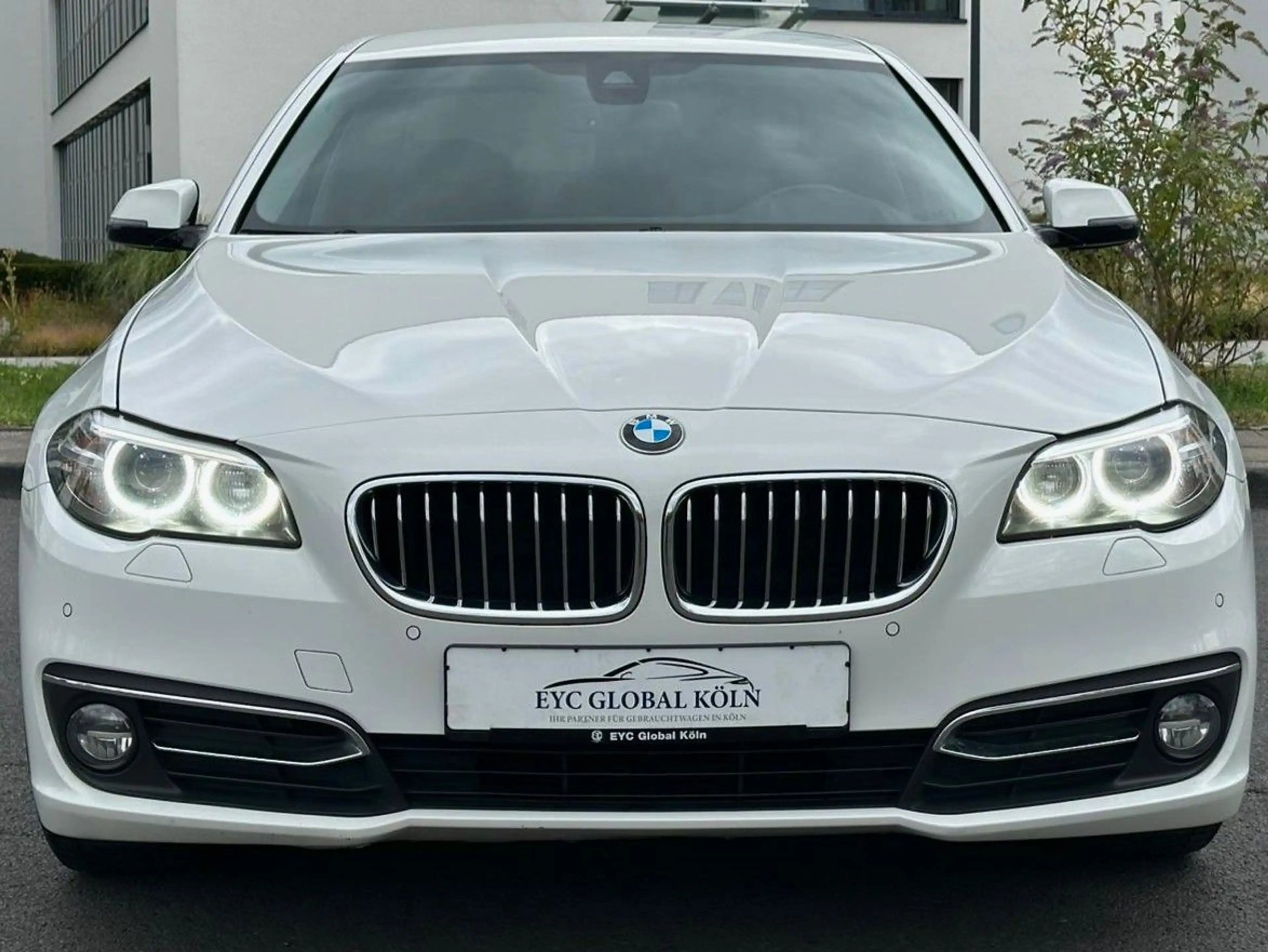 BMW 528 i xDrive,Allrad,Leder,Head-Up,Standheizung, — photo 8