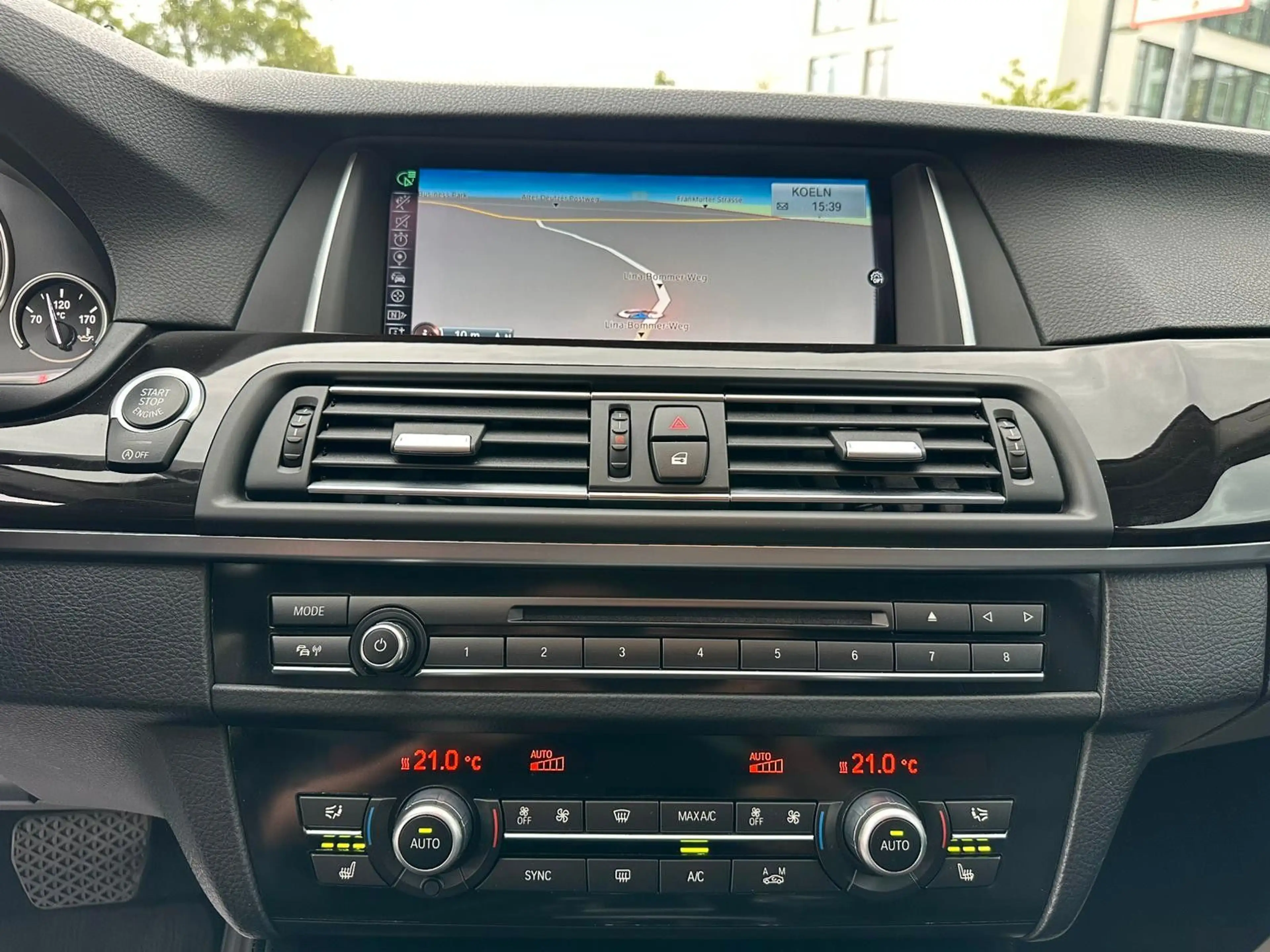 BMW 528 i xDrive,Allrad,Leder,Head-Up,Standheizung, — photo 14